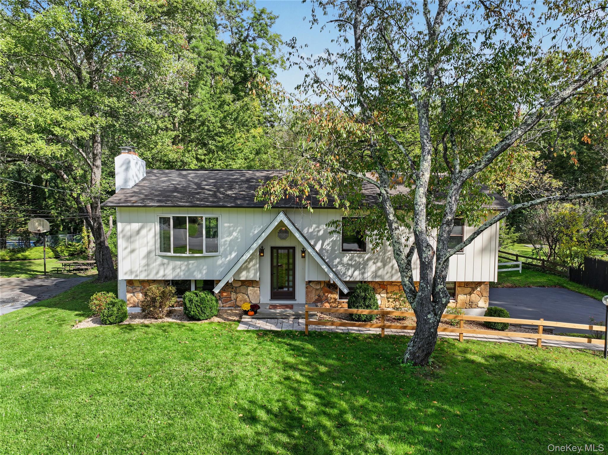 26 Tamarack Hill Drive – For Sale photo 28