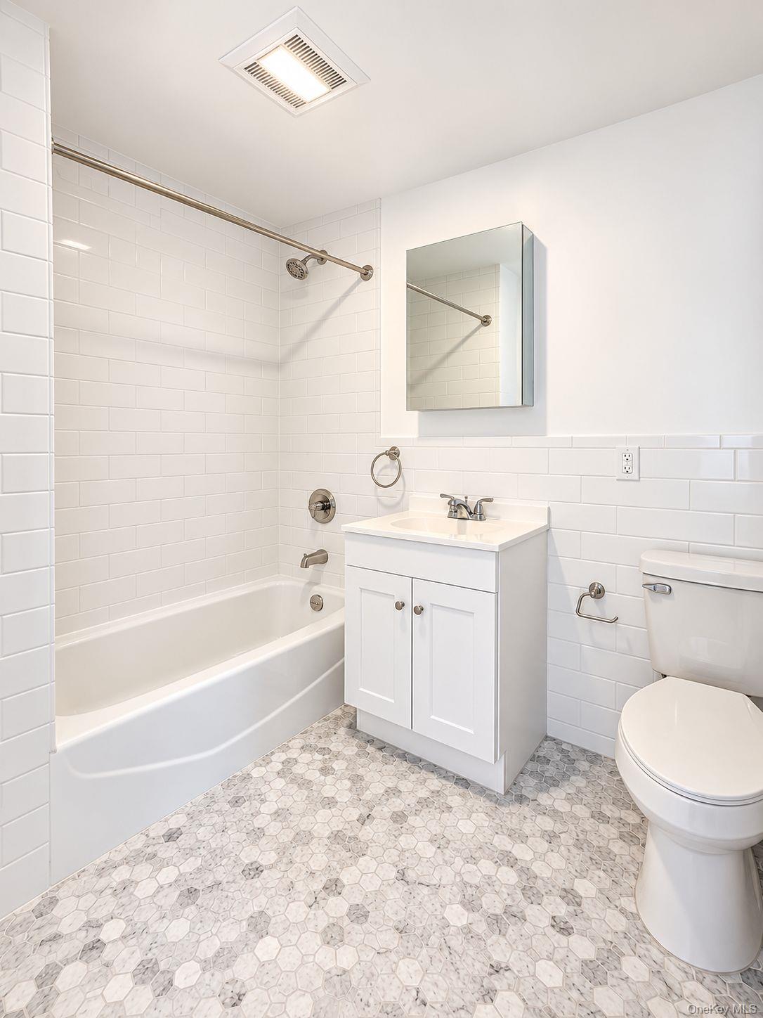 155 River Street, Unit A4 photo 4