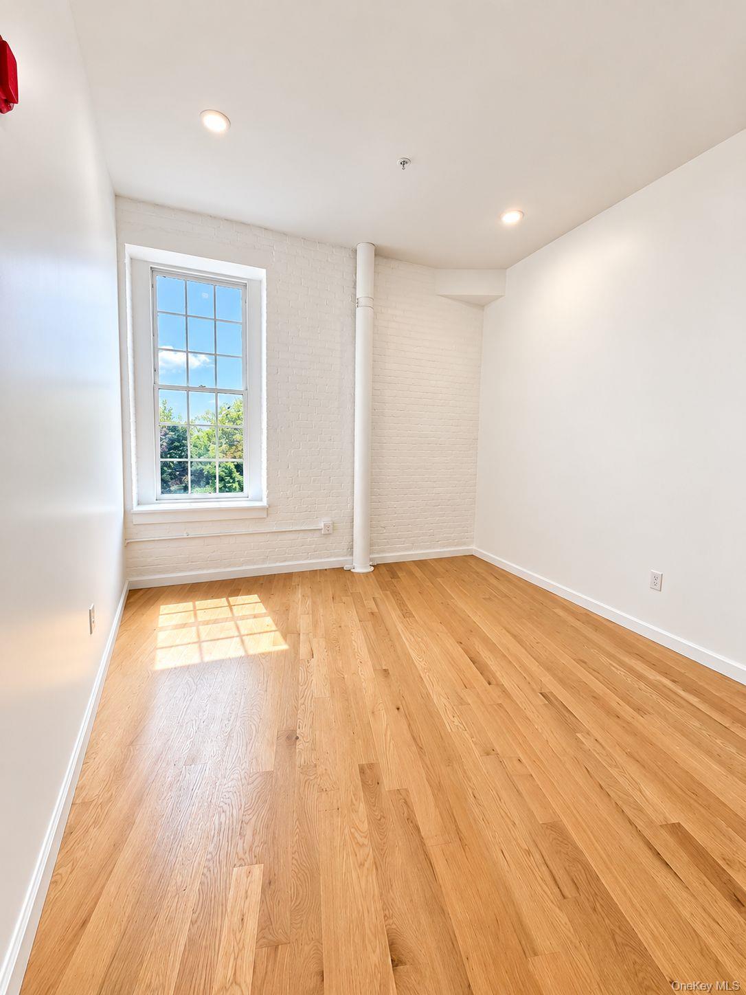 155 S River St, Unit A2 photo 9