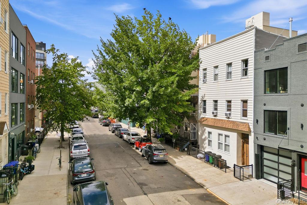 227 Devoe Street – For Sale photo 16