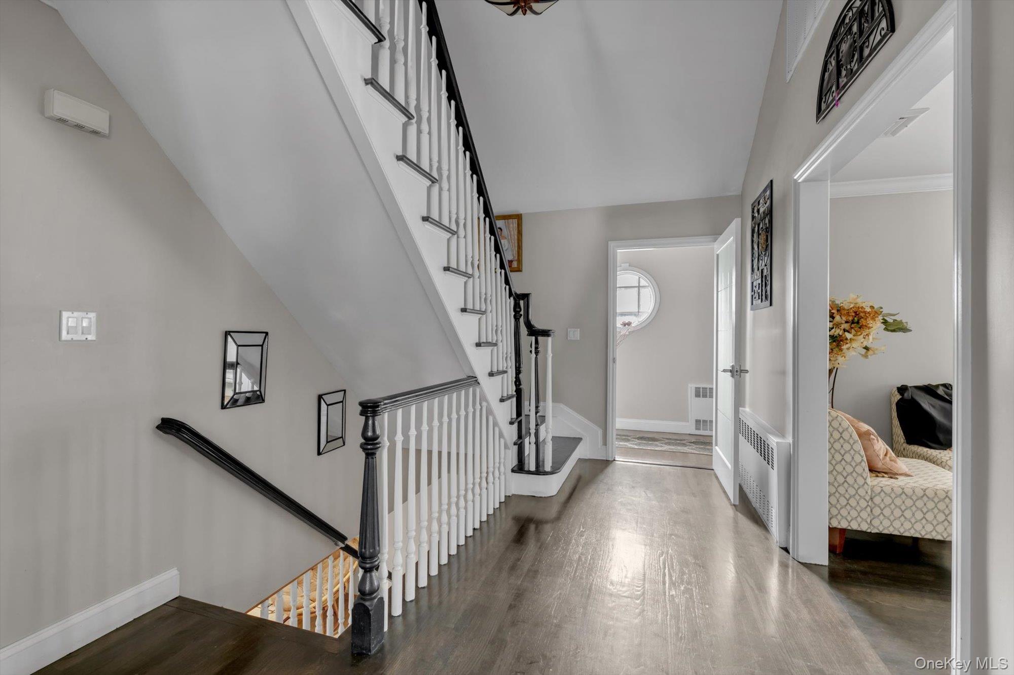 1361 Boxwood Drive E – For Sale photo 2