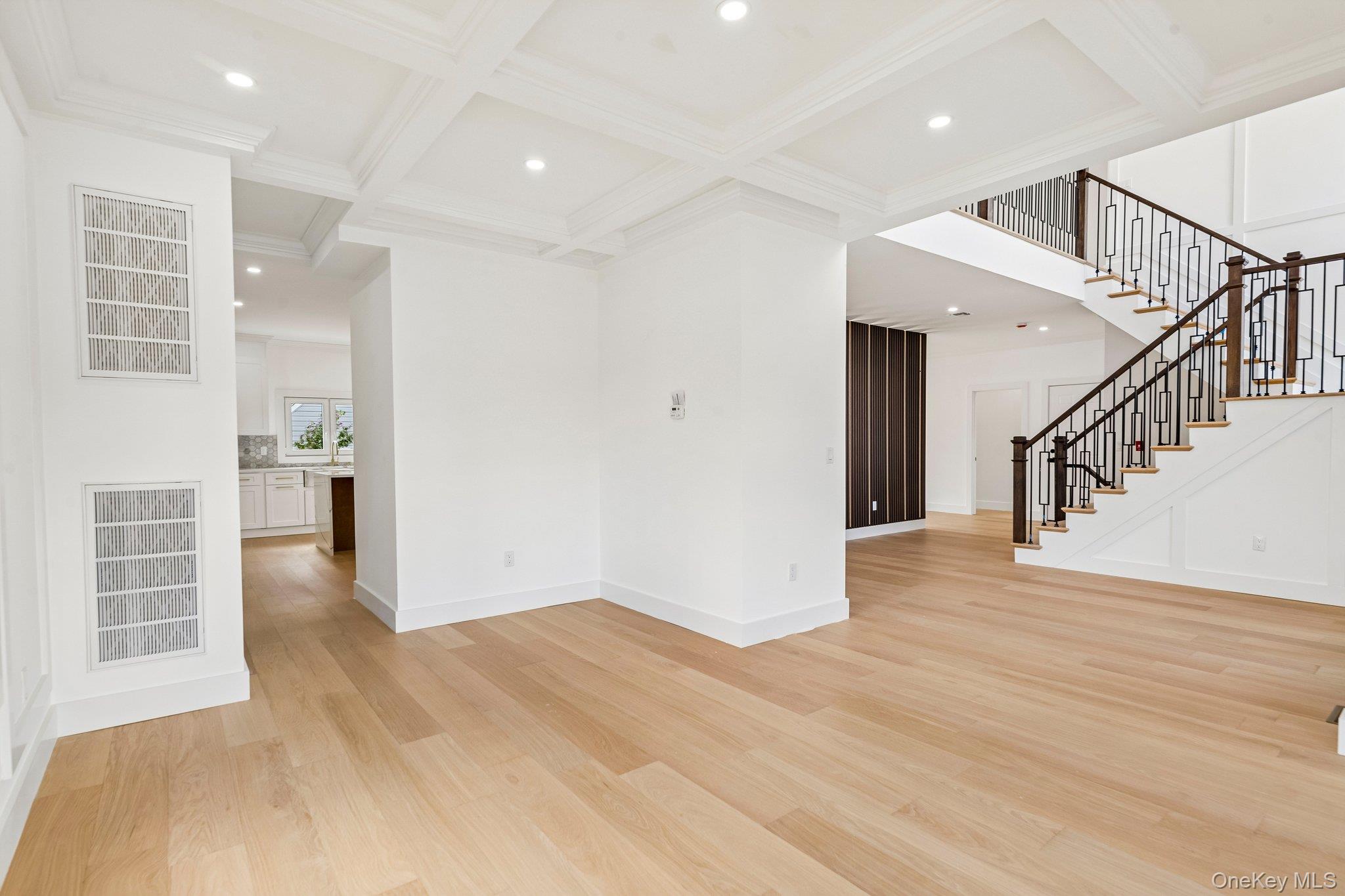2 Radial Lane – For Sale photo 4