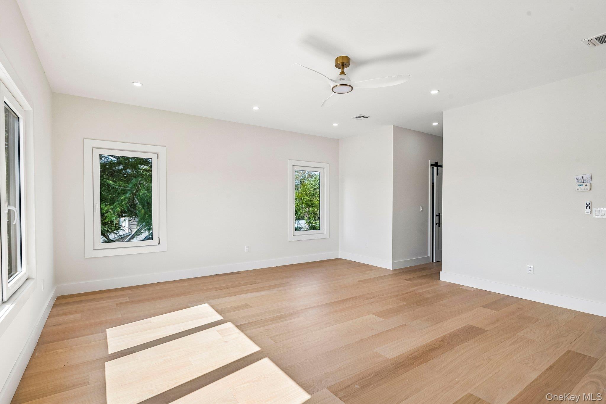 2 Radial Lane – For Sale photo 26