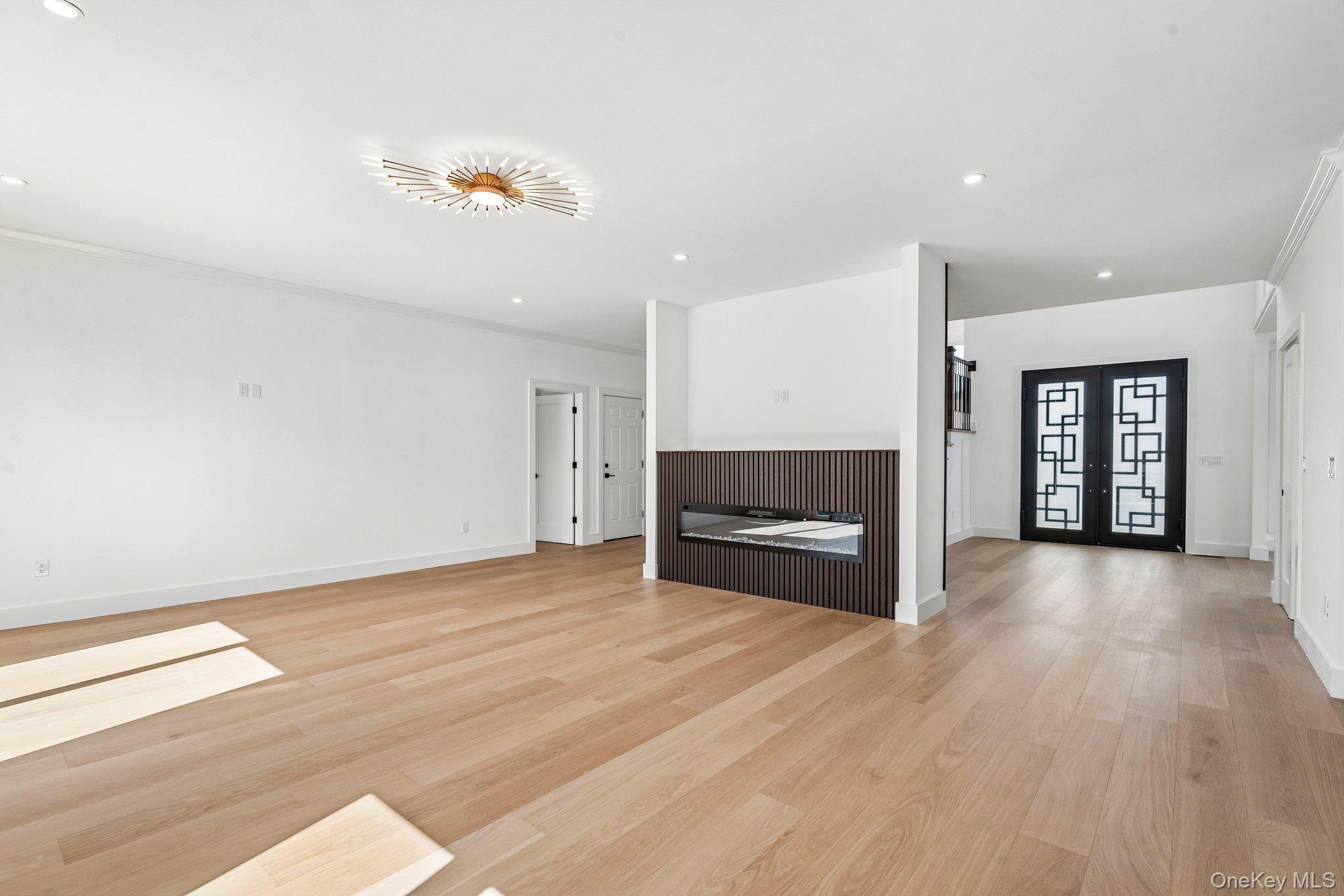 2 Radial Lane – For Sale photo 7