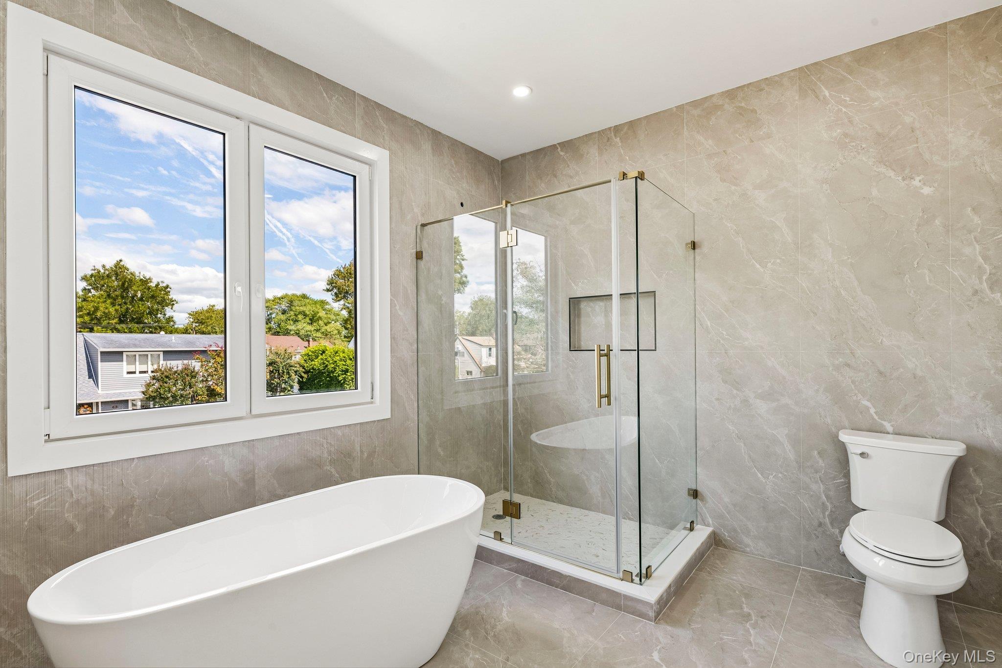 2 Radial Lane – For Sale photo 21