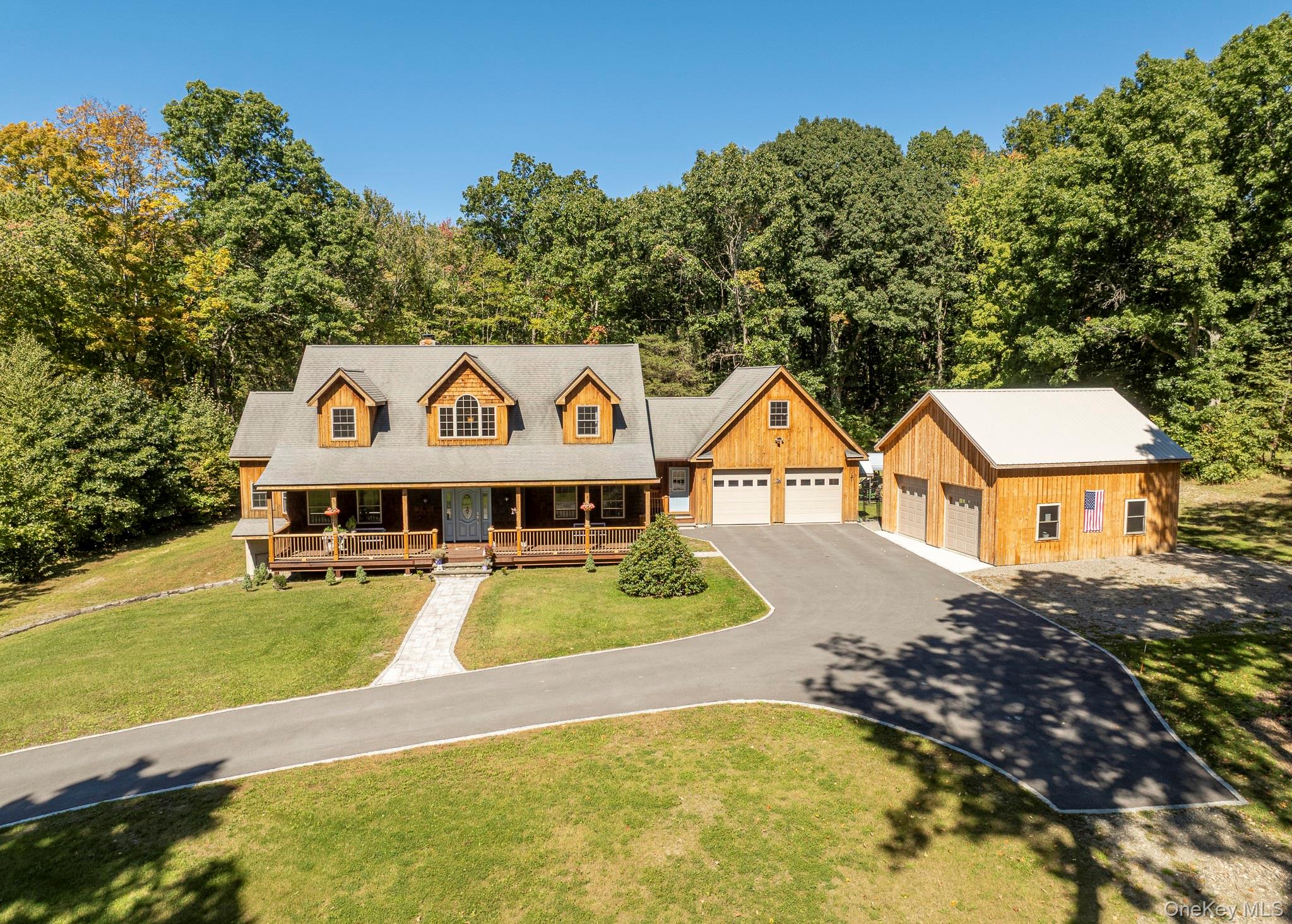 36 Appaloosa Lane – For Sale photo 2