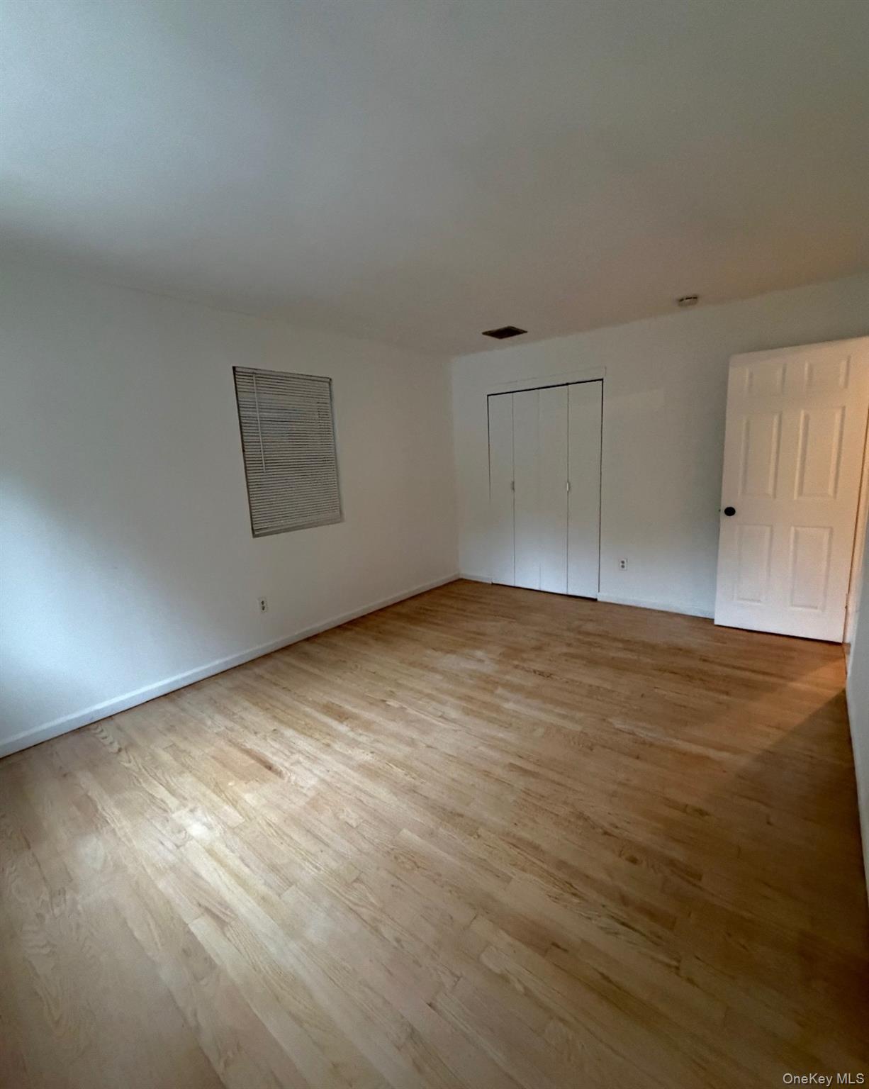 791 Park Avenue – For Sale photo 2
