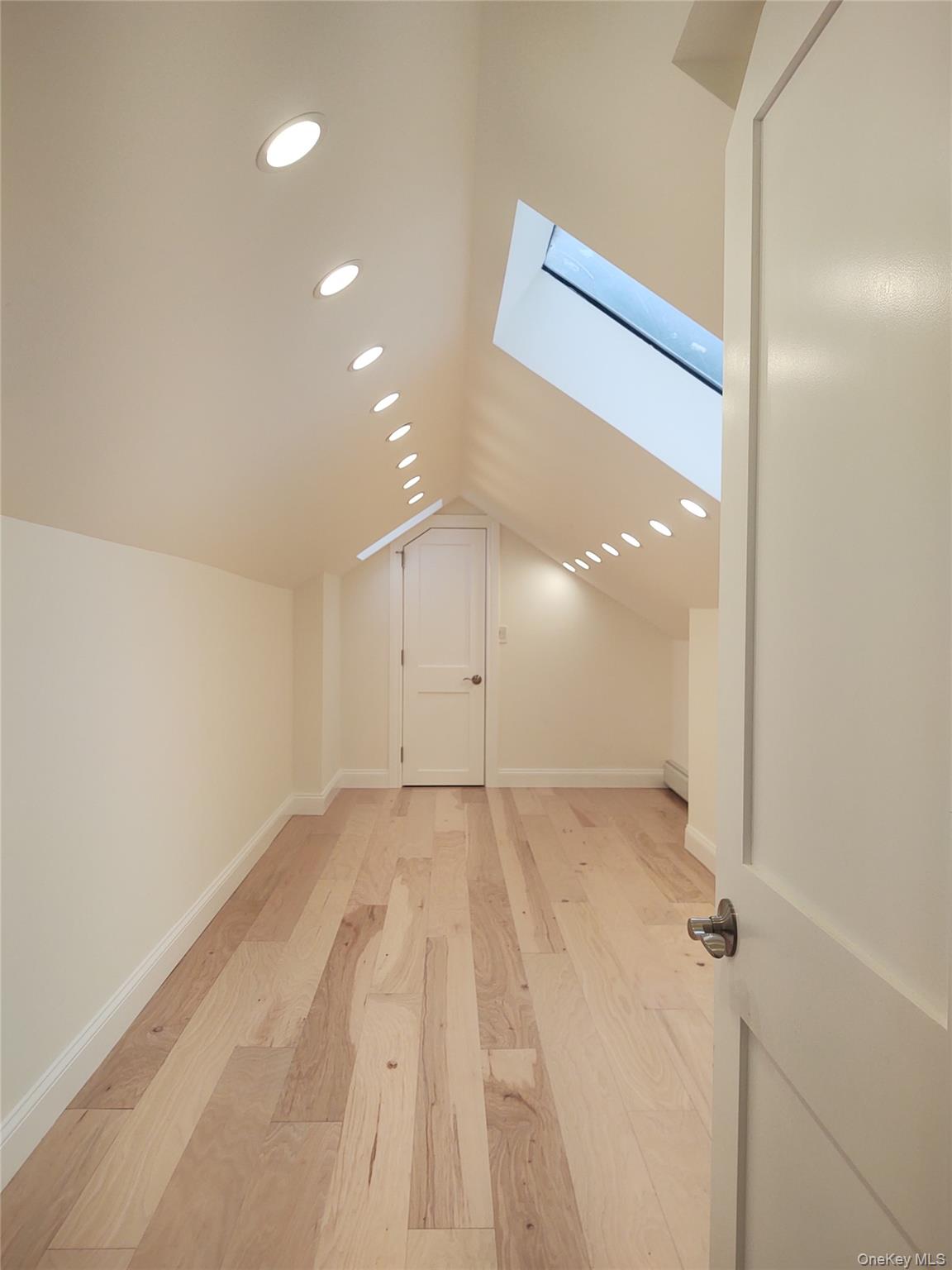 16 The Boulevard Blvd – For Sale photo 18