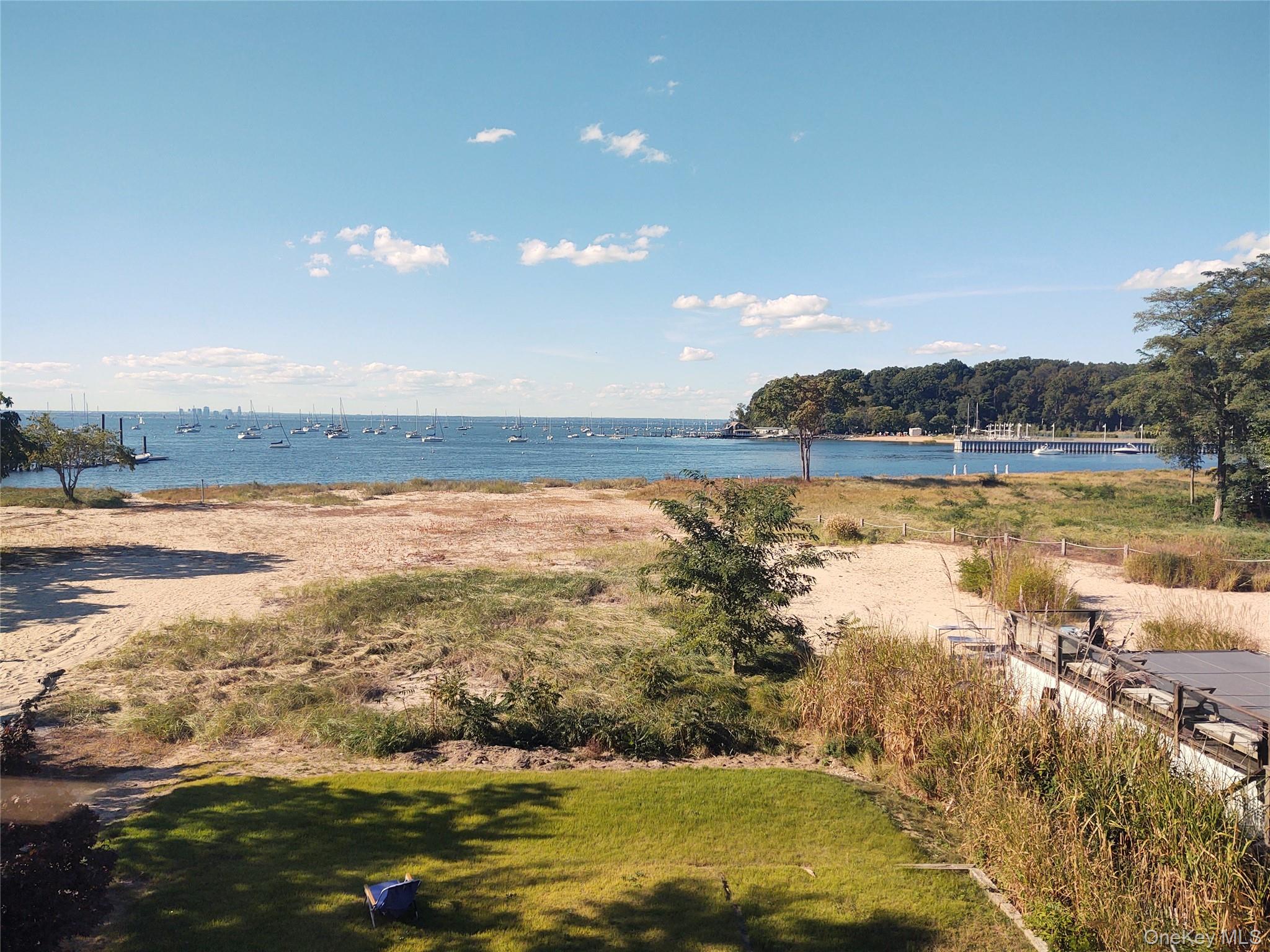 16 The Boulevard Blvd – For Sale photo 29