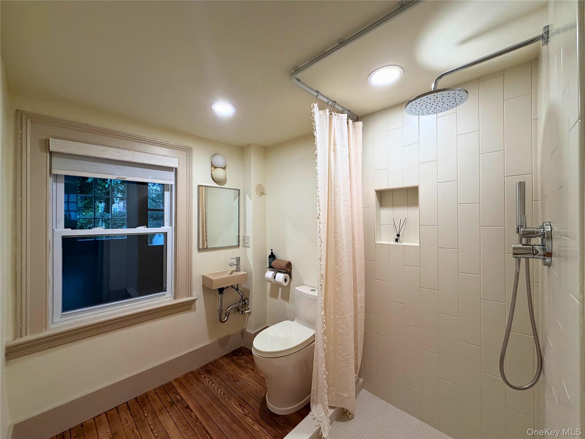 79 Ann Street – For Rent photo 28