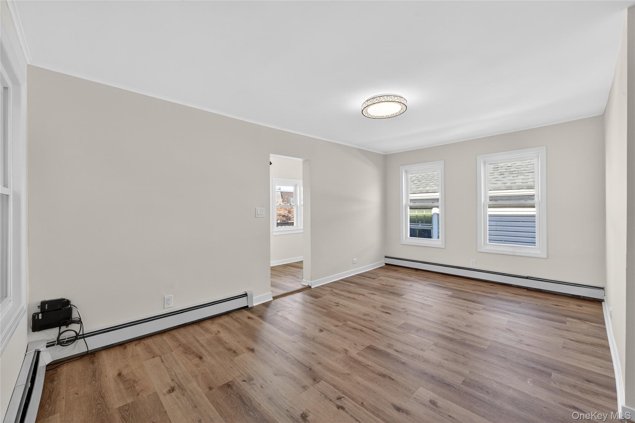84 E Pine Street – For Sale photo 3