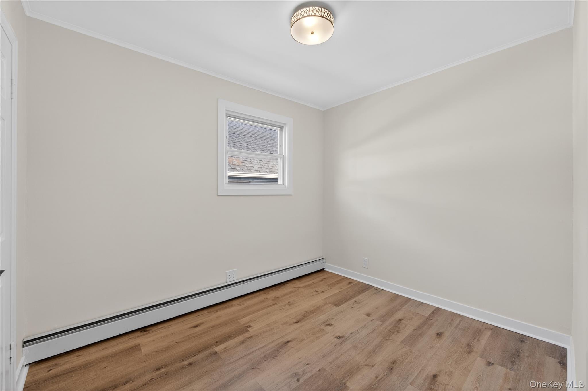 84 E Pine Street – For Sale photo 14