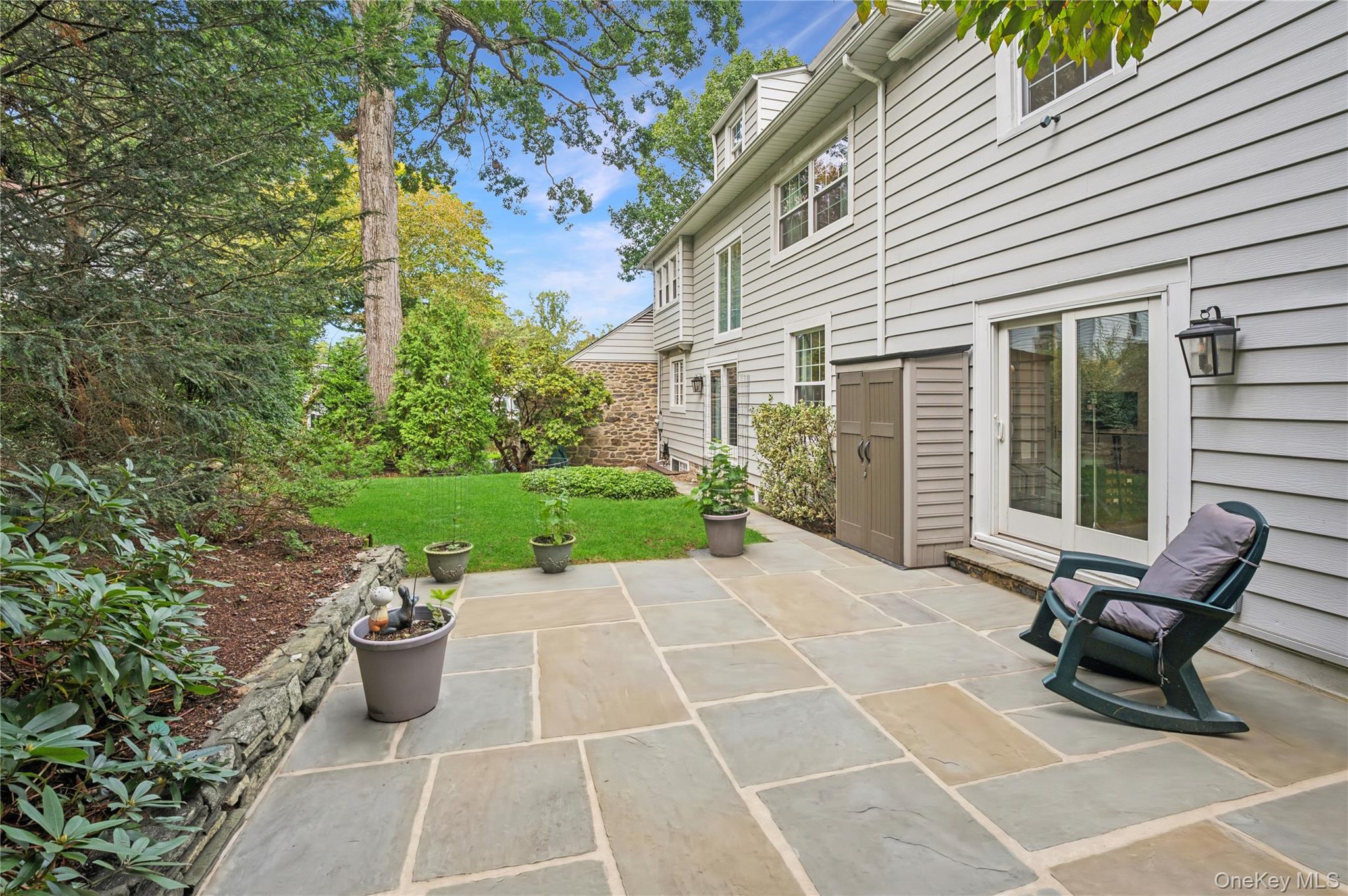 211 Douglas Place – For Sale photo 44