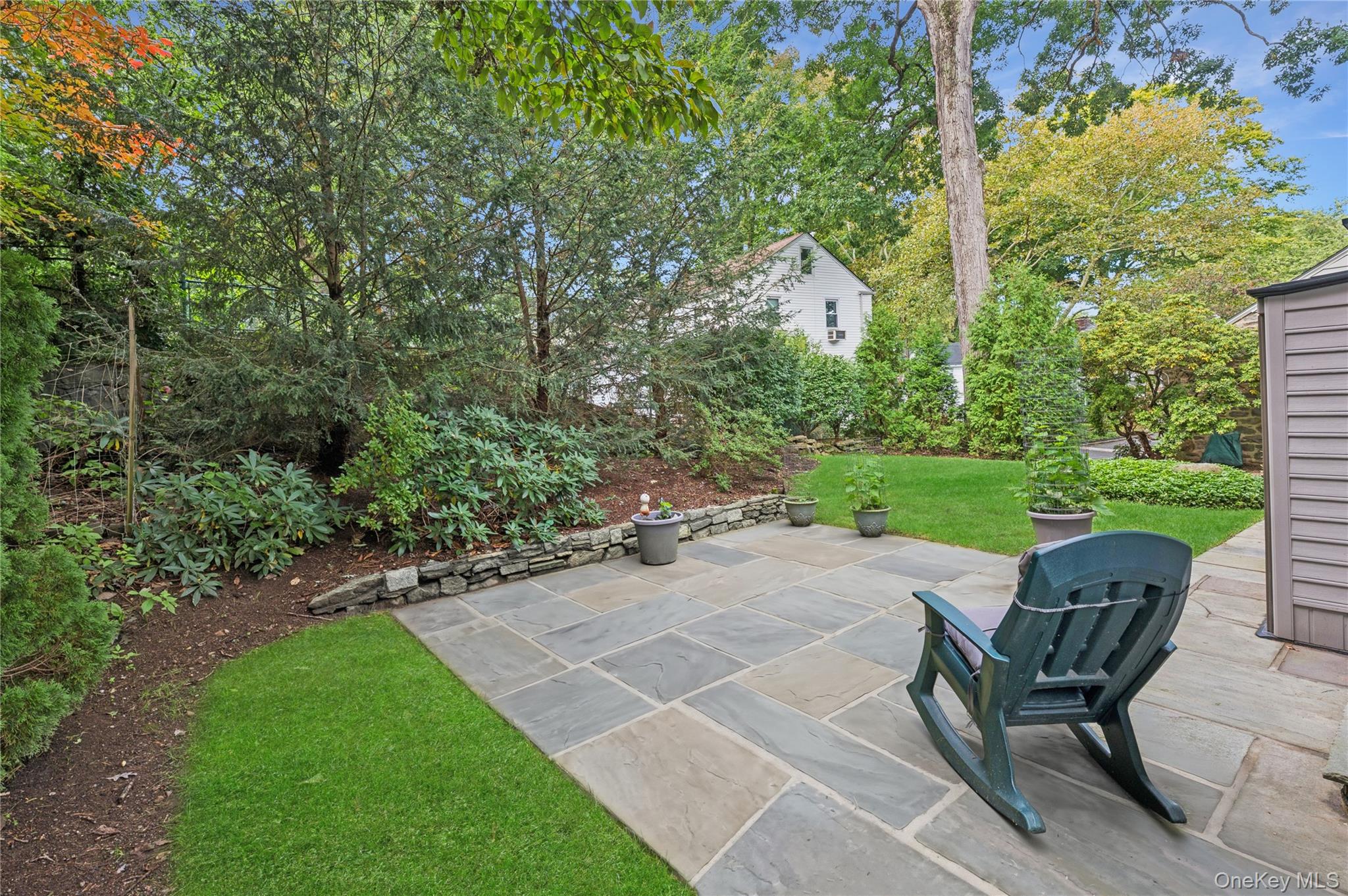 211 Douglas Place – For Sale photo 43