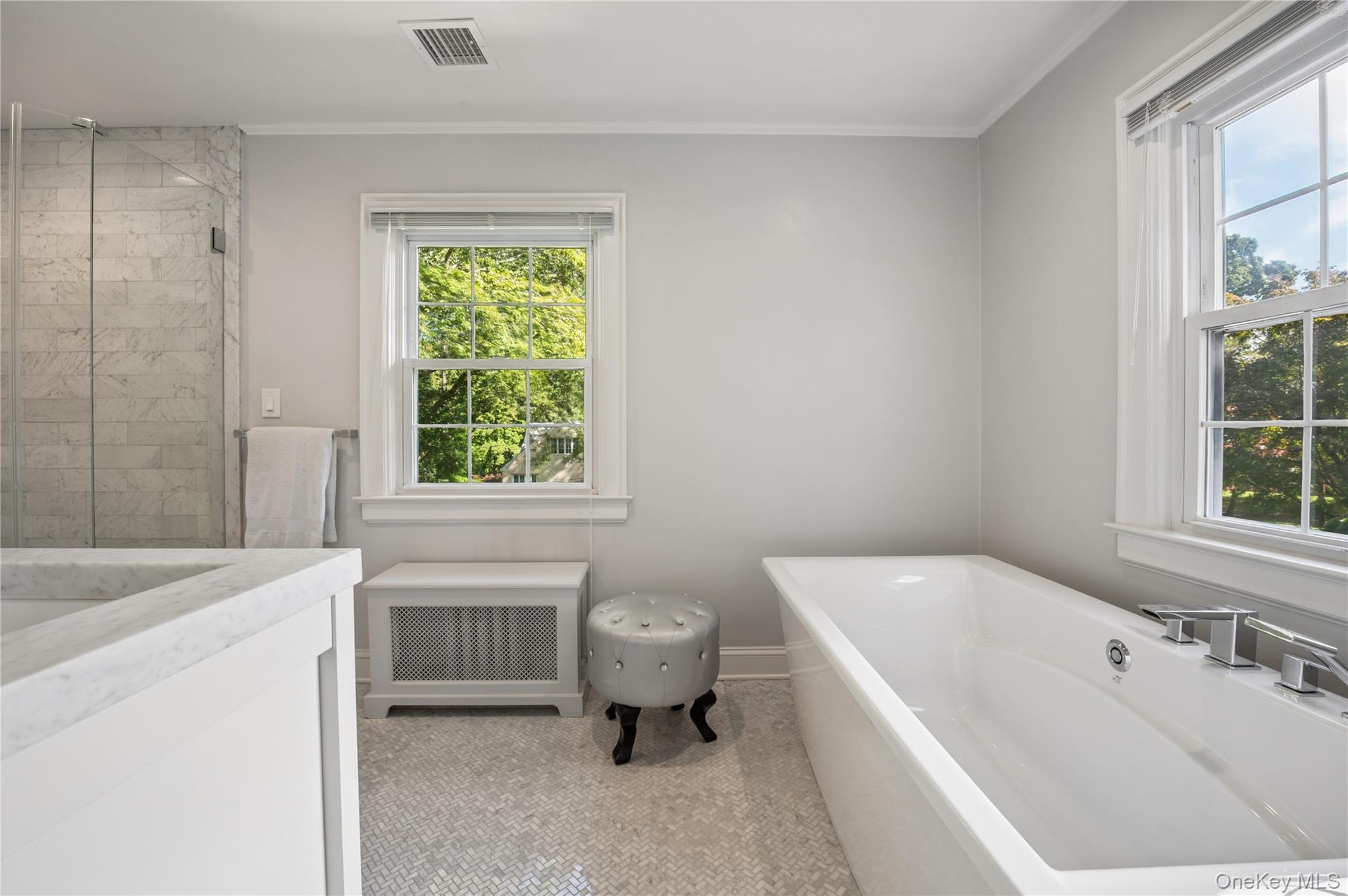 211 Douglas Place – For Sale photo 31