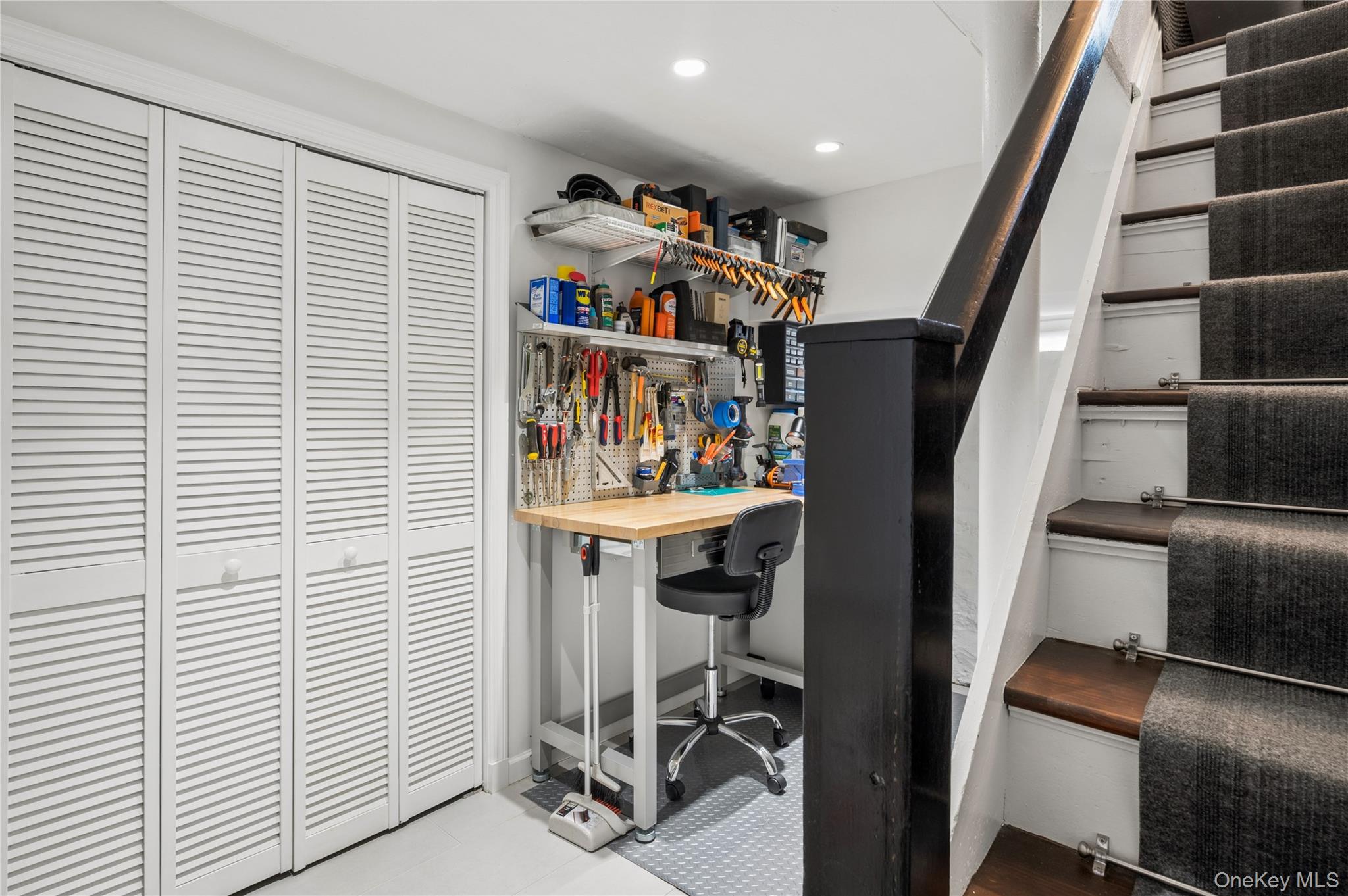 211 Douglas Place – For Sale photo 39