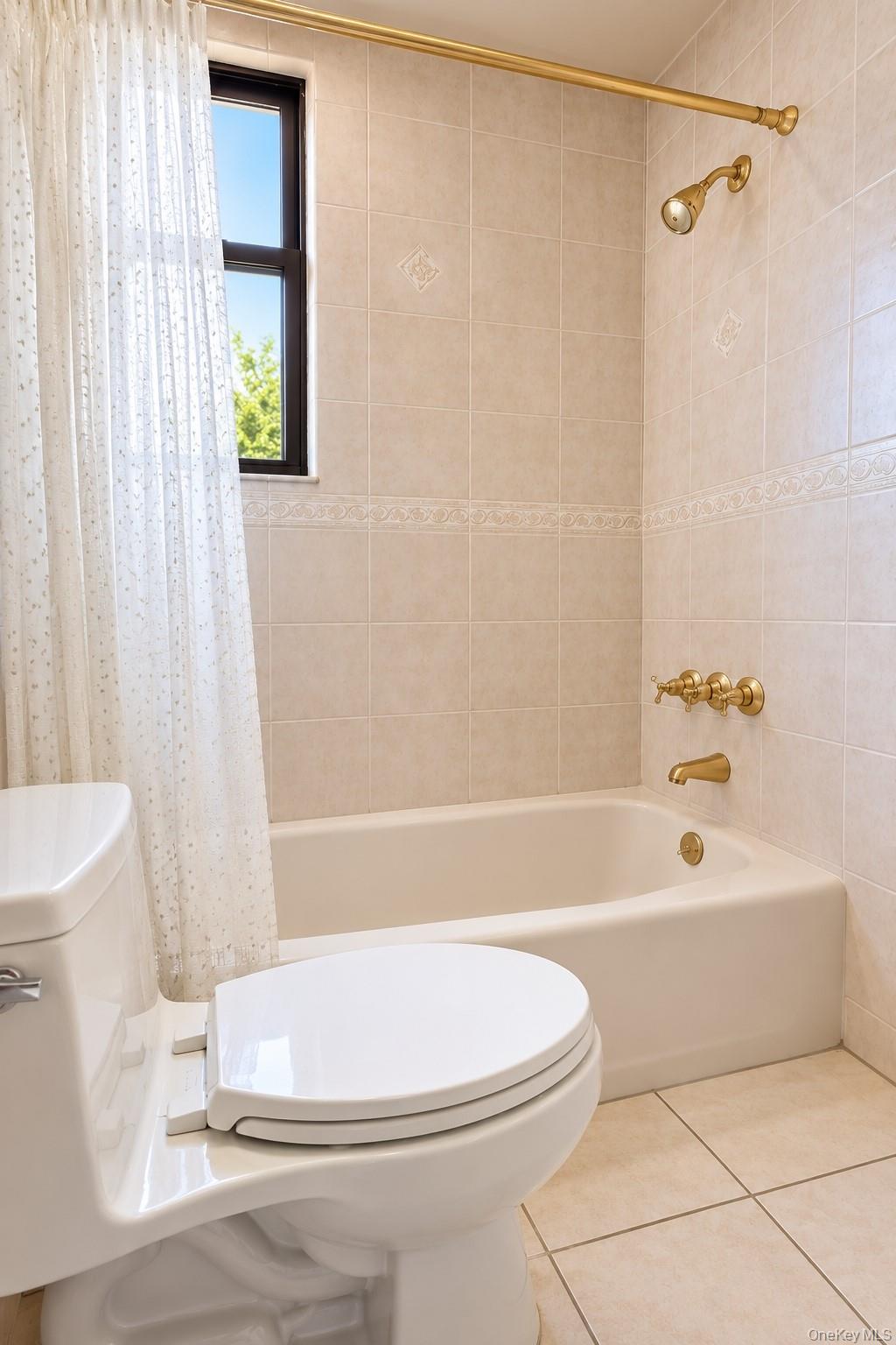 12 Balfour Street, Unit 3 photo 4
