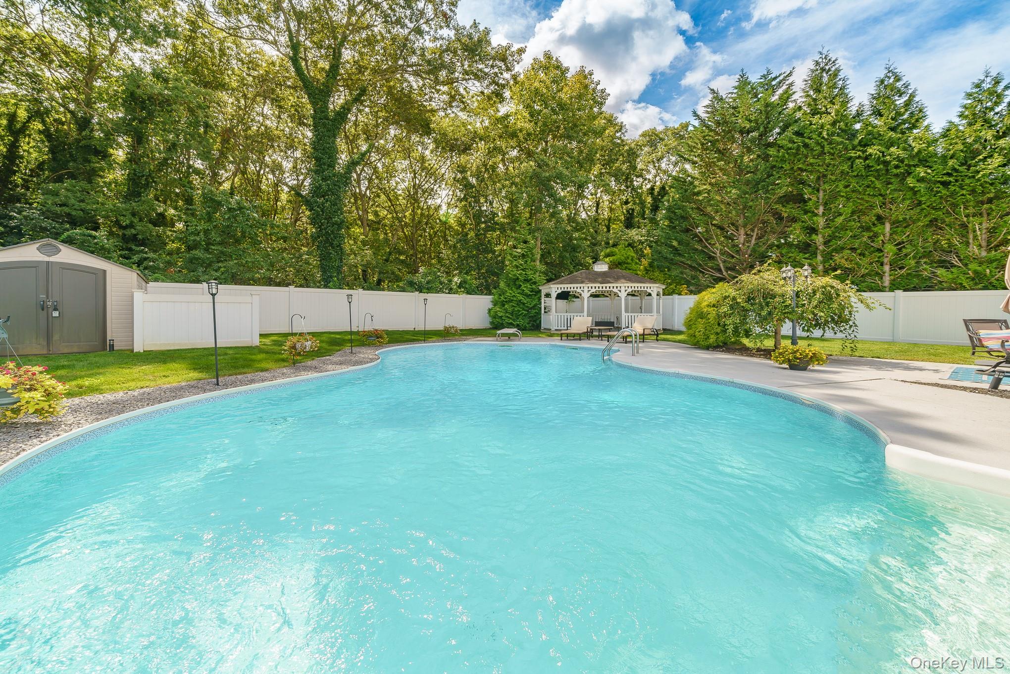 102 Inverness Road – For Sale photo 29