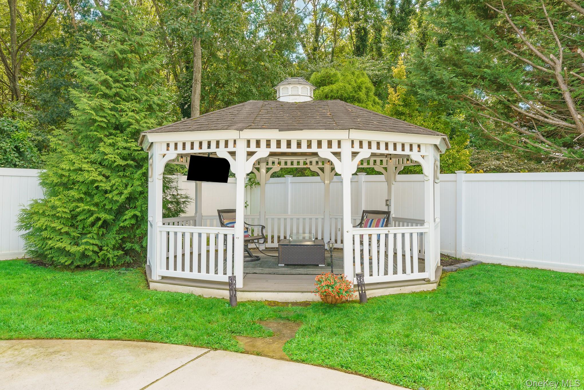 102 Inverness Road – For Sale photo 38