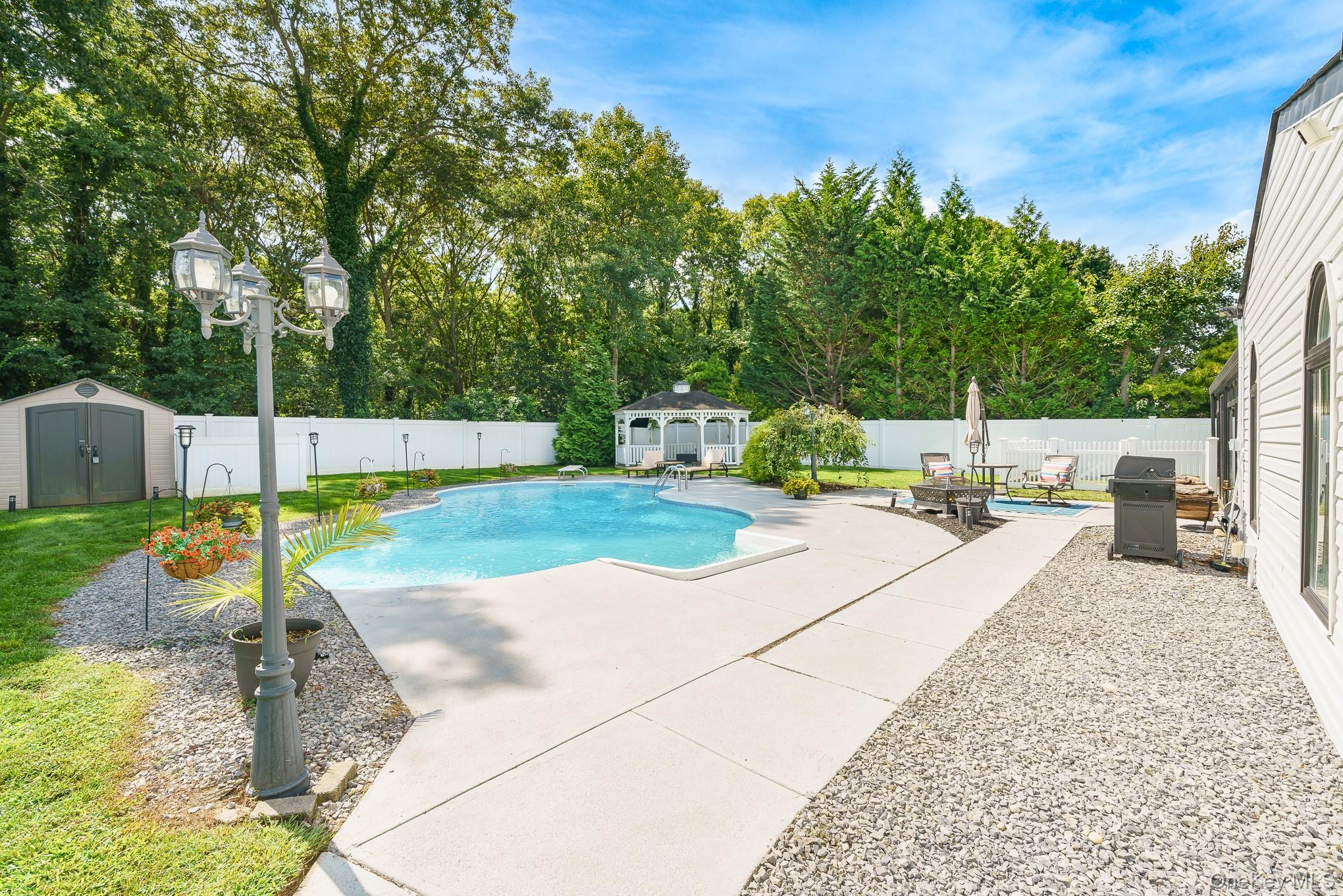 102 Inverness Road – For Sale photo 31