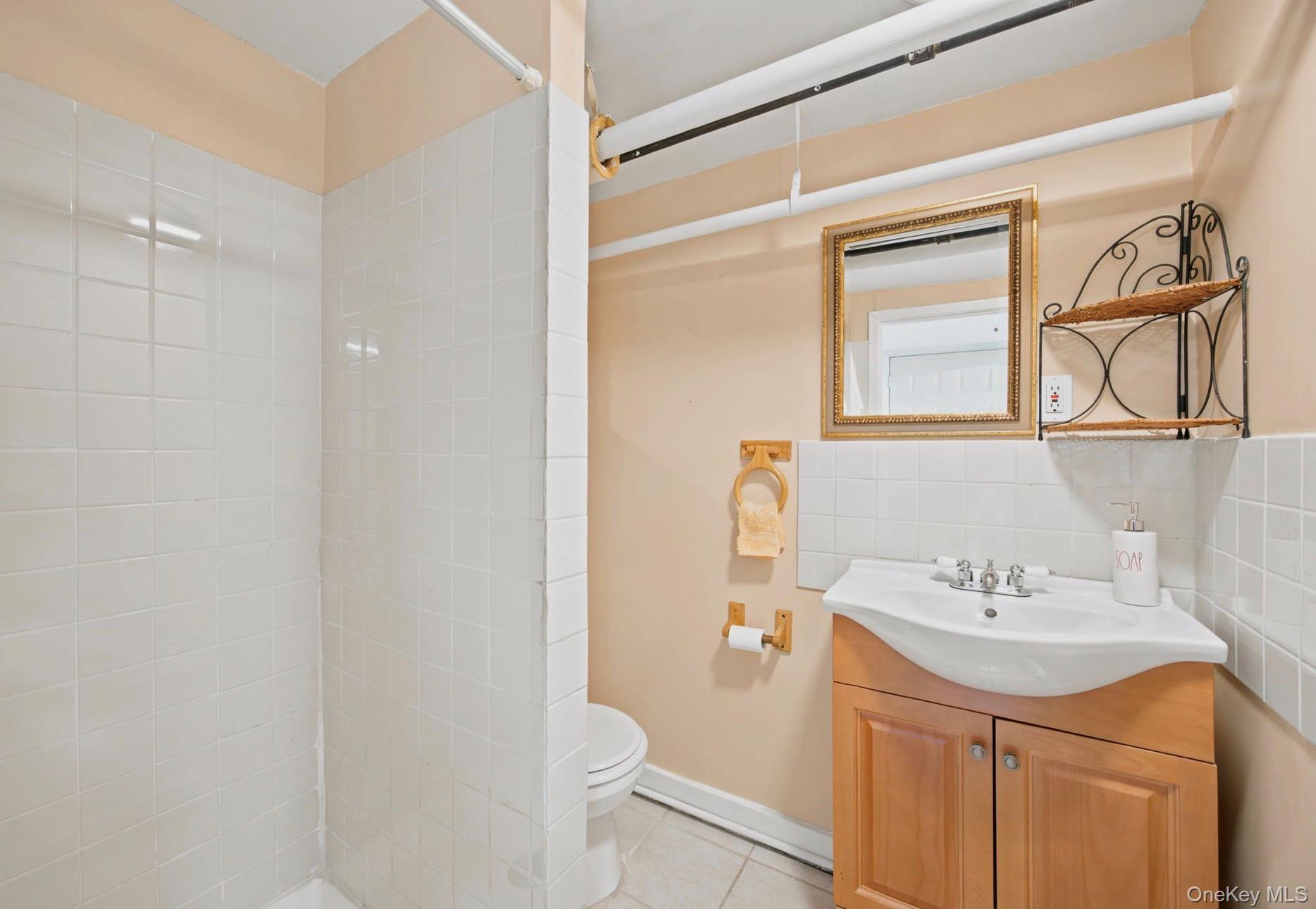 40-36 167 St – For Sale photo 23