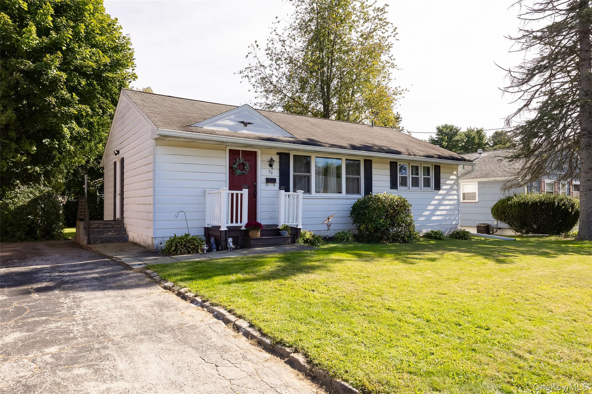 30 Flemming Drive – For Sale photo 3