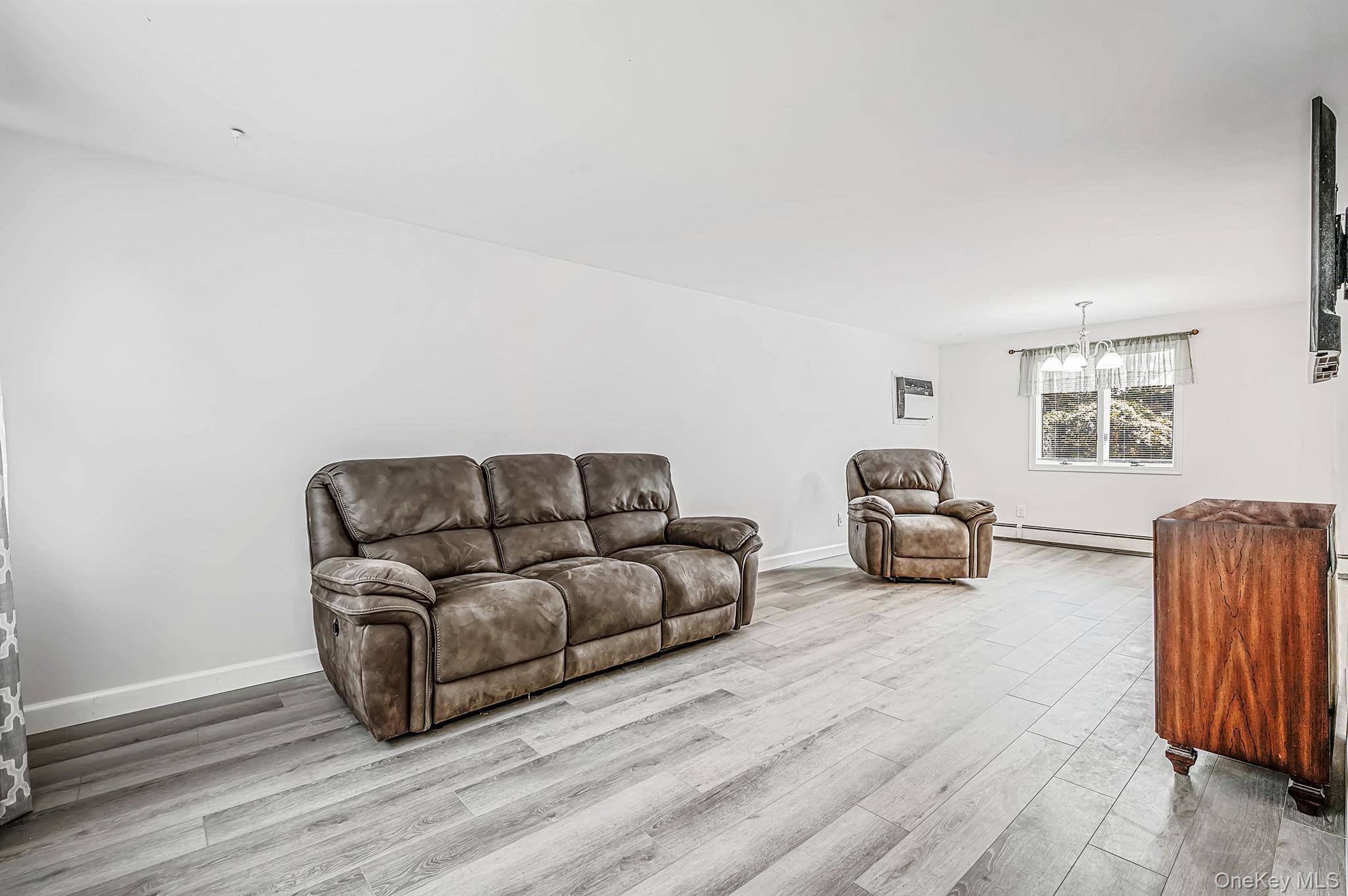 1 Allegheny Drive S – For Sale photo 3