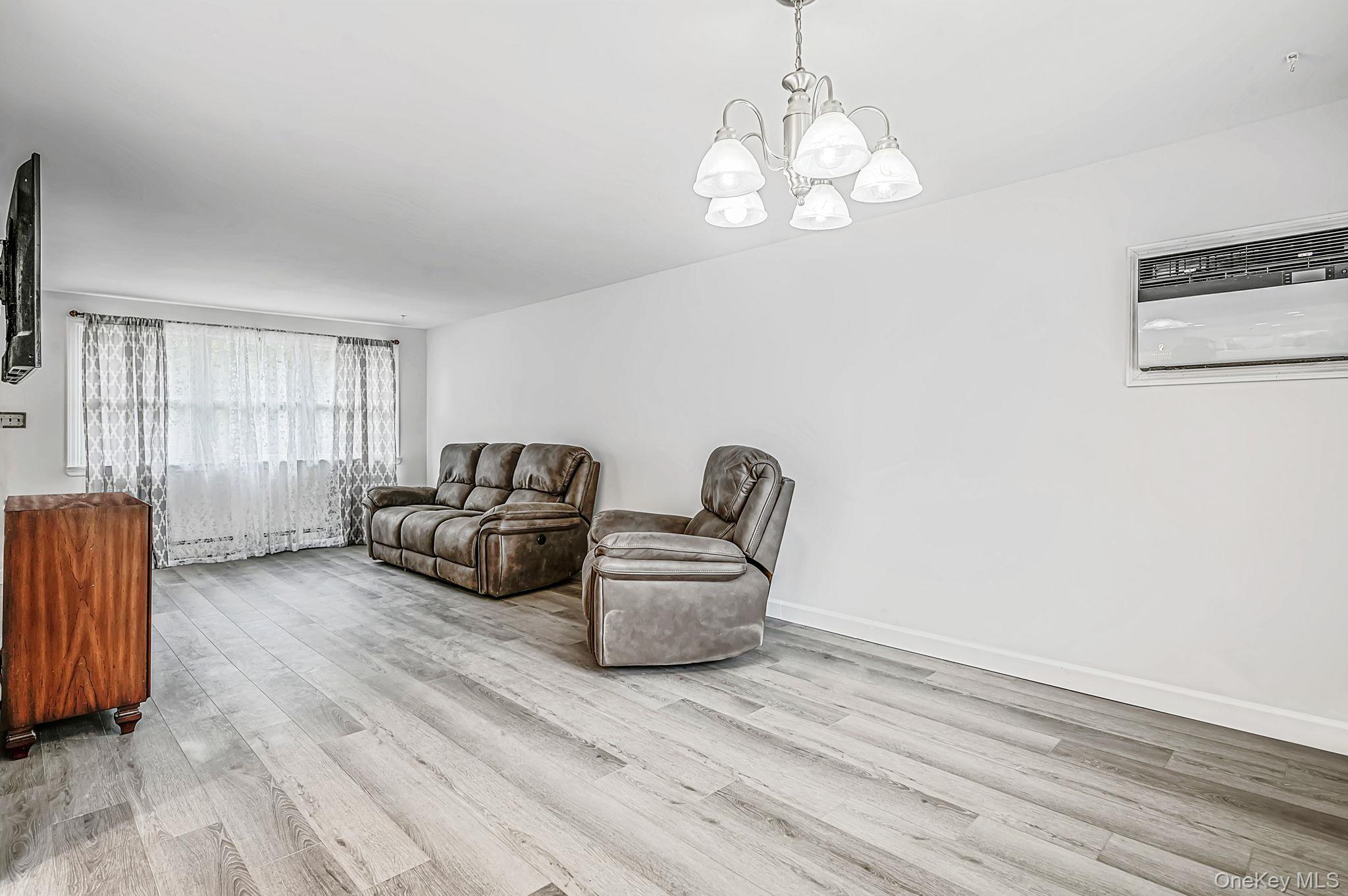 1 Allegheny Drive S – For Sale photo 4