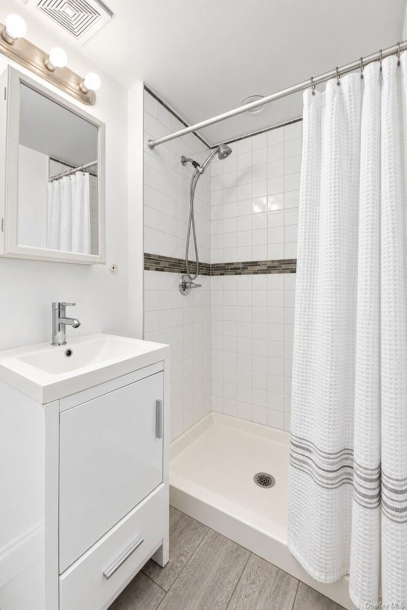 276 Swinton Avenue – For Sale photo 14