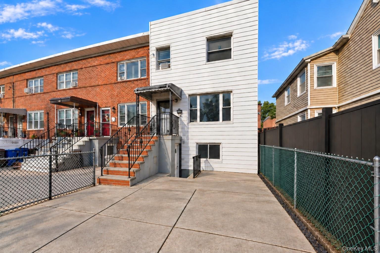 276 Swinton Avenue – For Sale photo 3