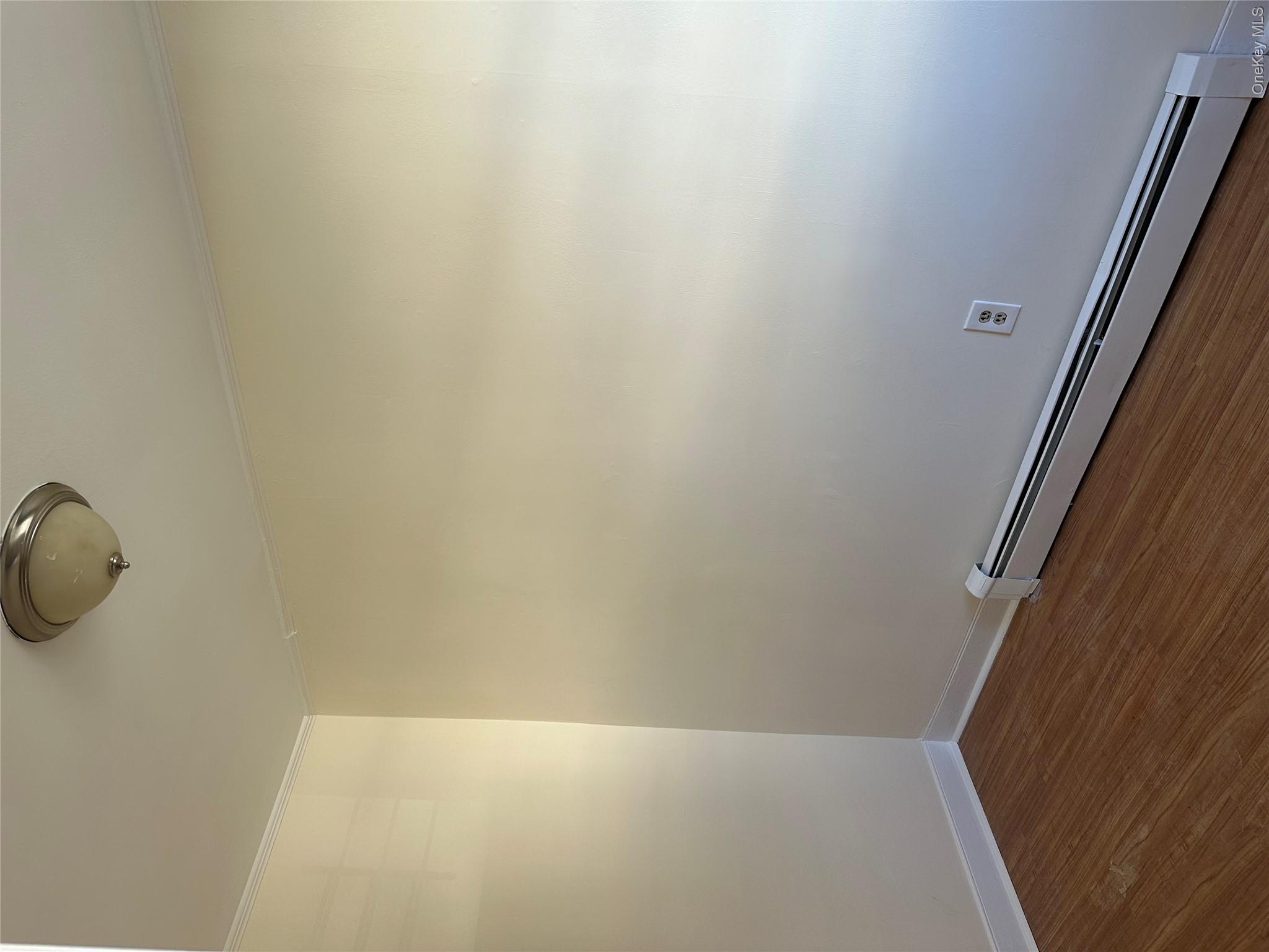 6 Snowden Avenue, Unit 4 photo 9
