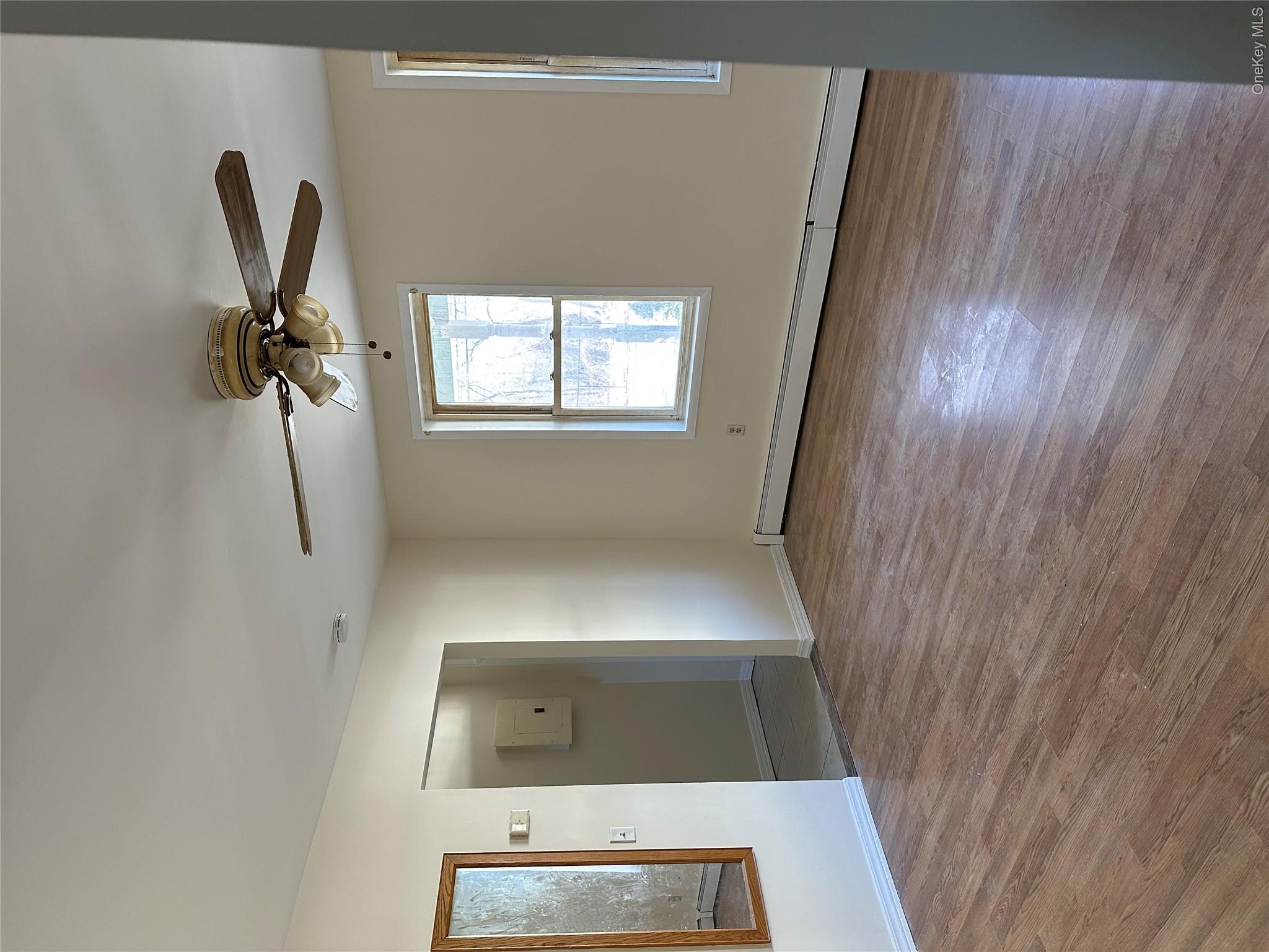 6 Snowden Avenue, Unit 4 photo 19