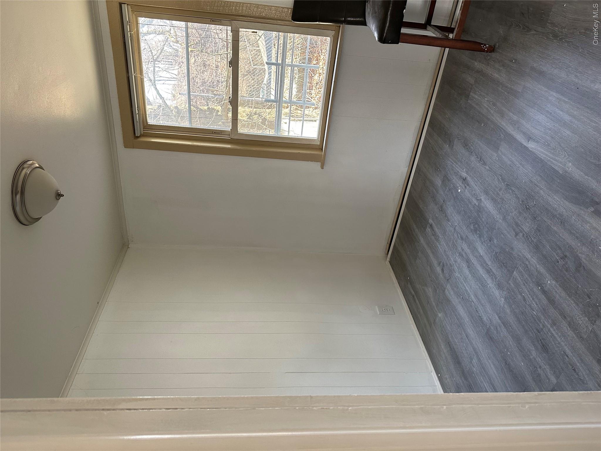 6 Snowden Avenue, Unit 4 photo 8