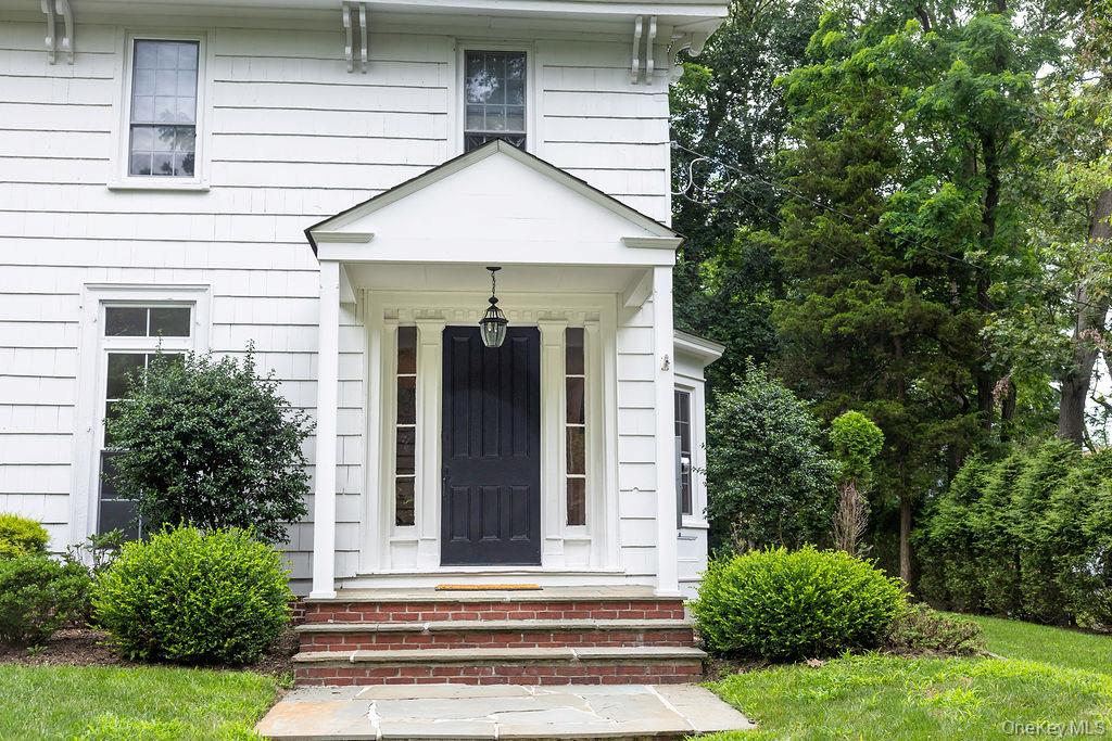 592 Landing Avenue – For Sale photo 3