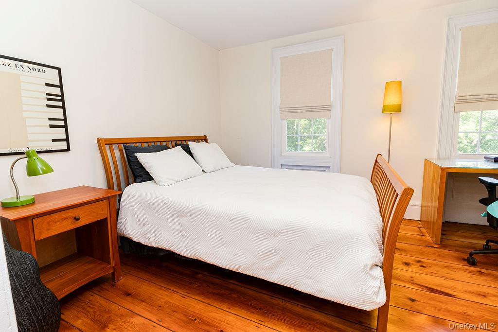 592 Landing Avenue – For Sale photo 32