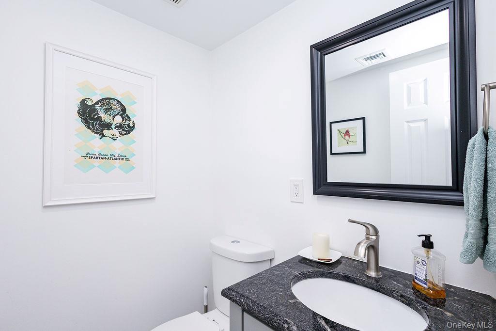 592 Landing Avenue – For Sale photo 24