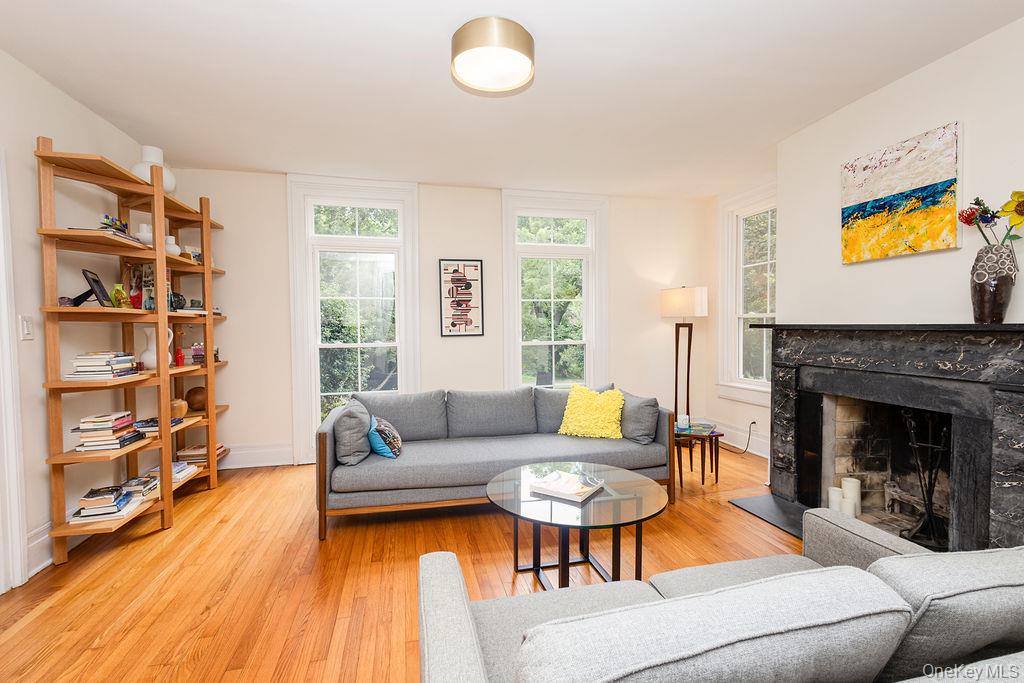 592 Landing Avenue – For Sale photo 11