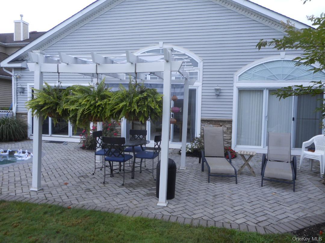 173 Hamlet Drive – For Sale photo 4