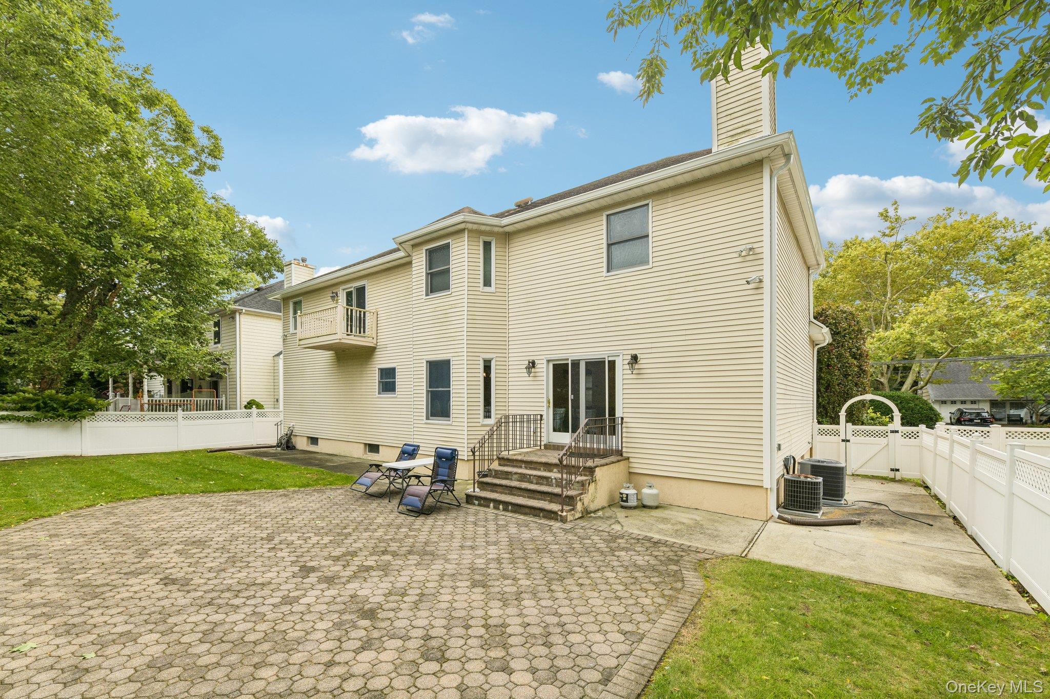 2175 Helene Avenue – For Sale photo 38