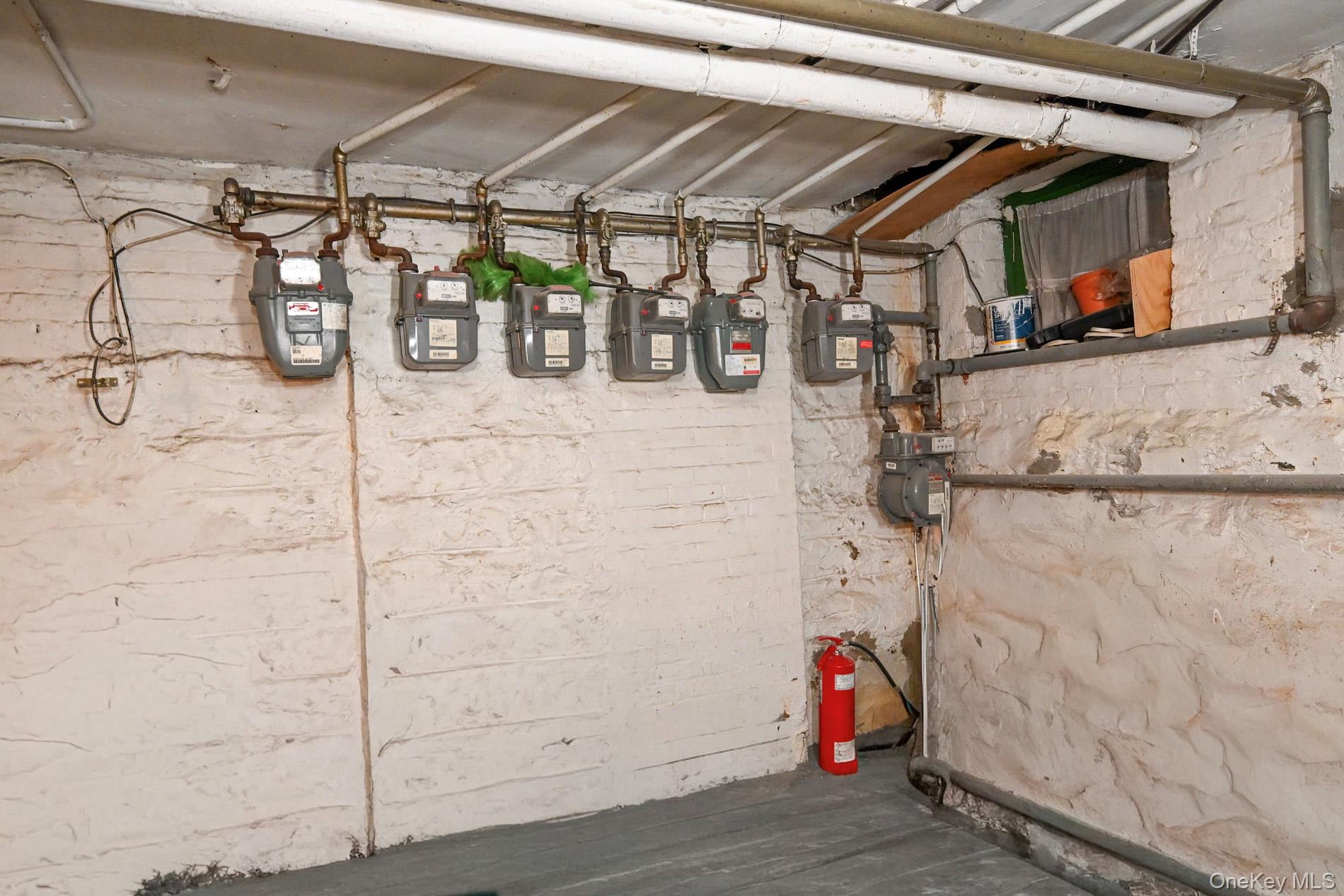 967 Seneca Avenue – For Sale photo 9