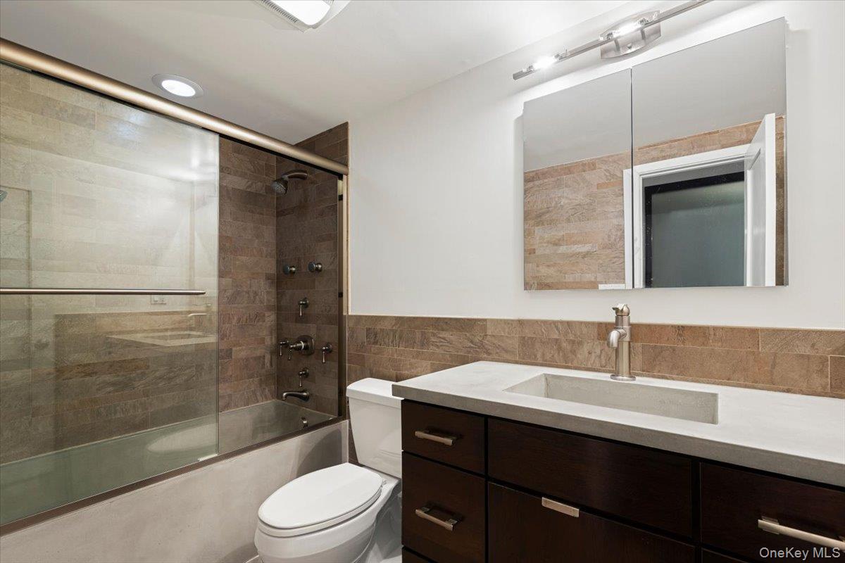 1085 Warburton Avenue, Unit 606 photo 13