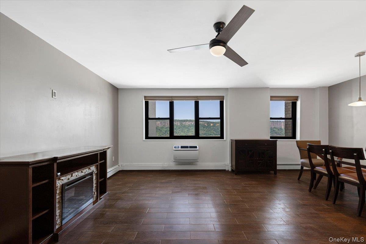 1085 Warburton Avenue, Unit 606 photo 7