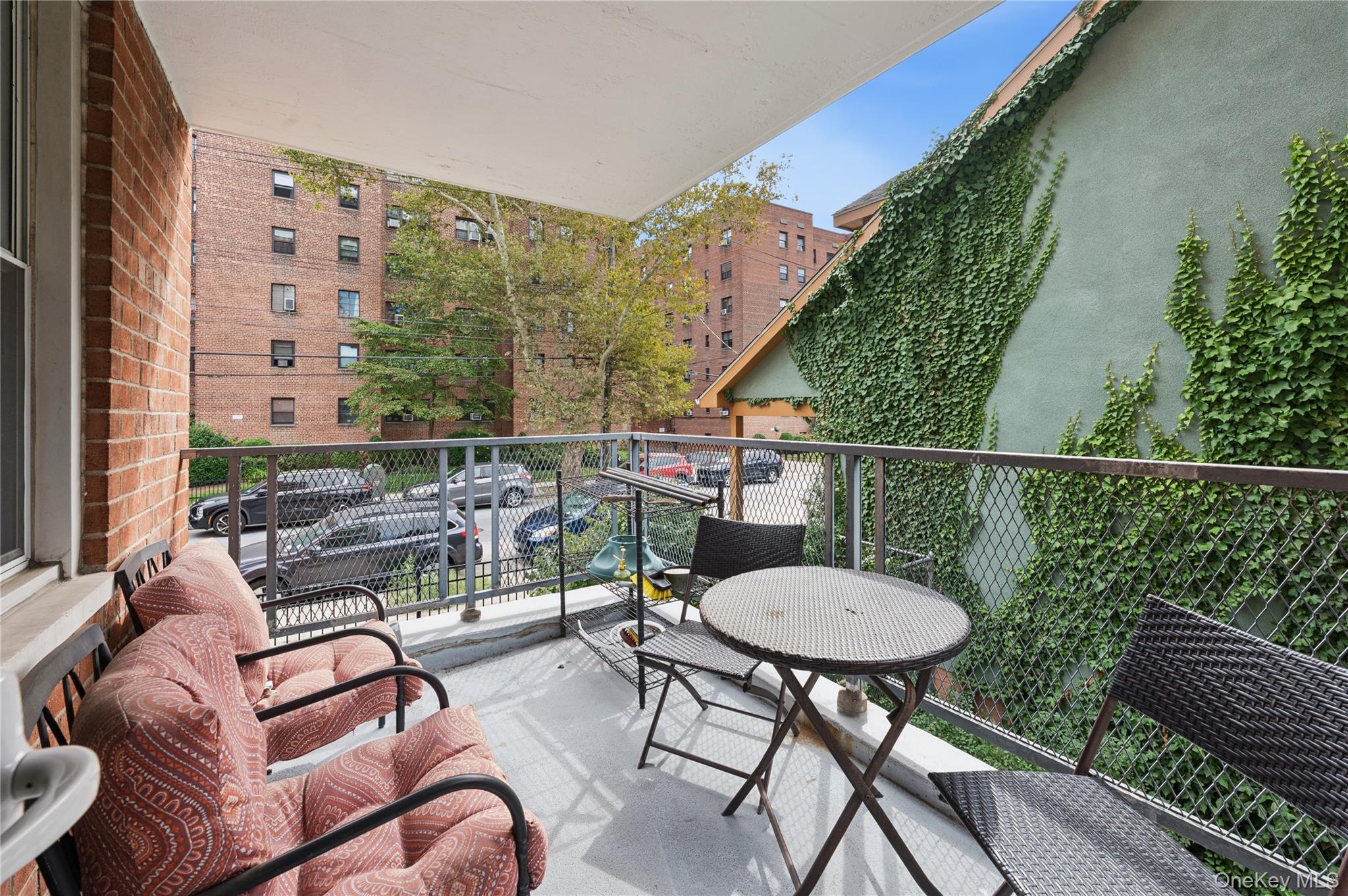 636 N Terrace Avenue, Unit 2B photo 14