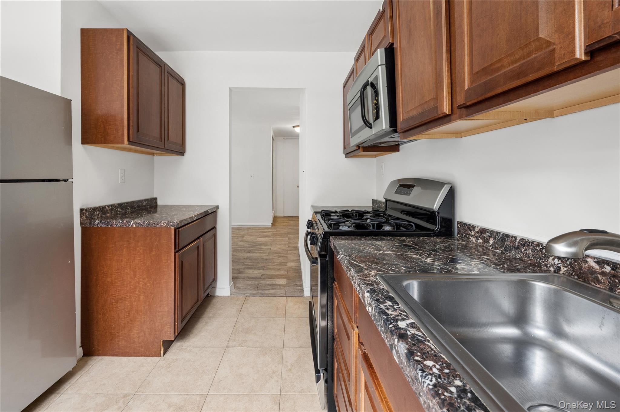 636 N Terrace Avenue, Unit 2B photo 6