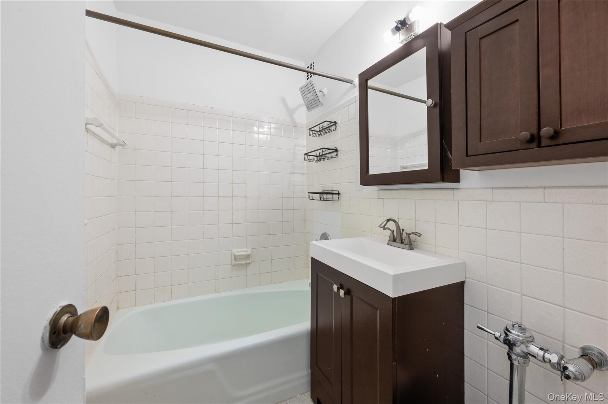 636 N Terrace Avenue, Unit 2B photo 9