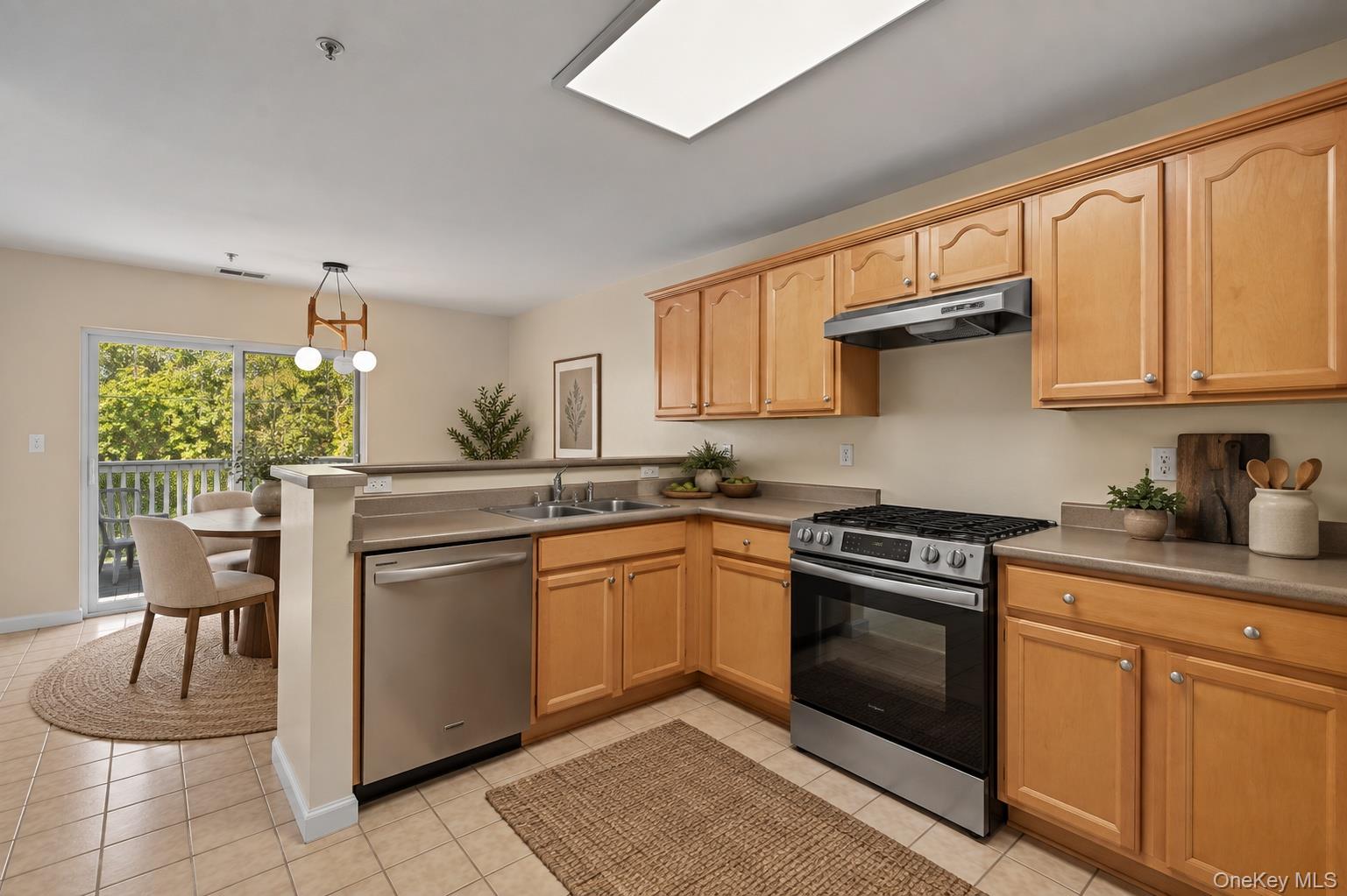 19 Putters Way, Unit 9 photo 4
