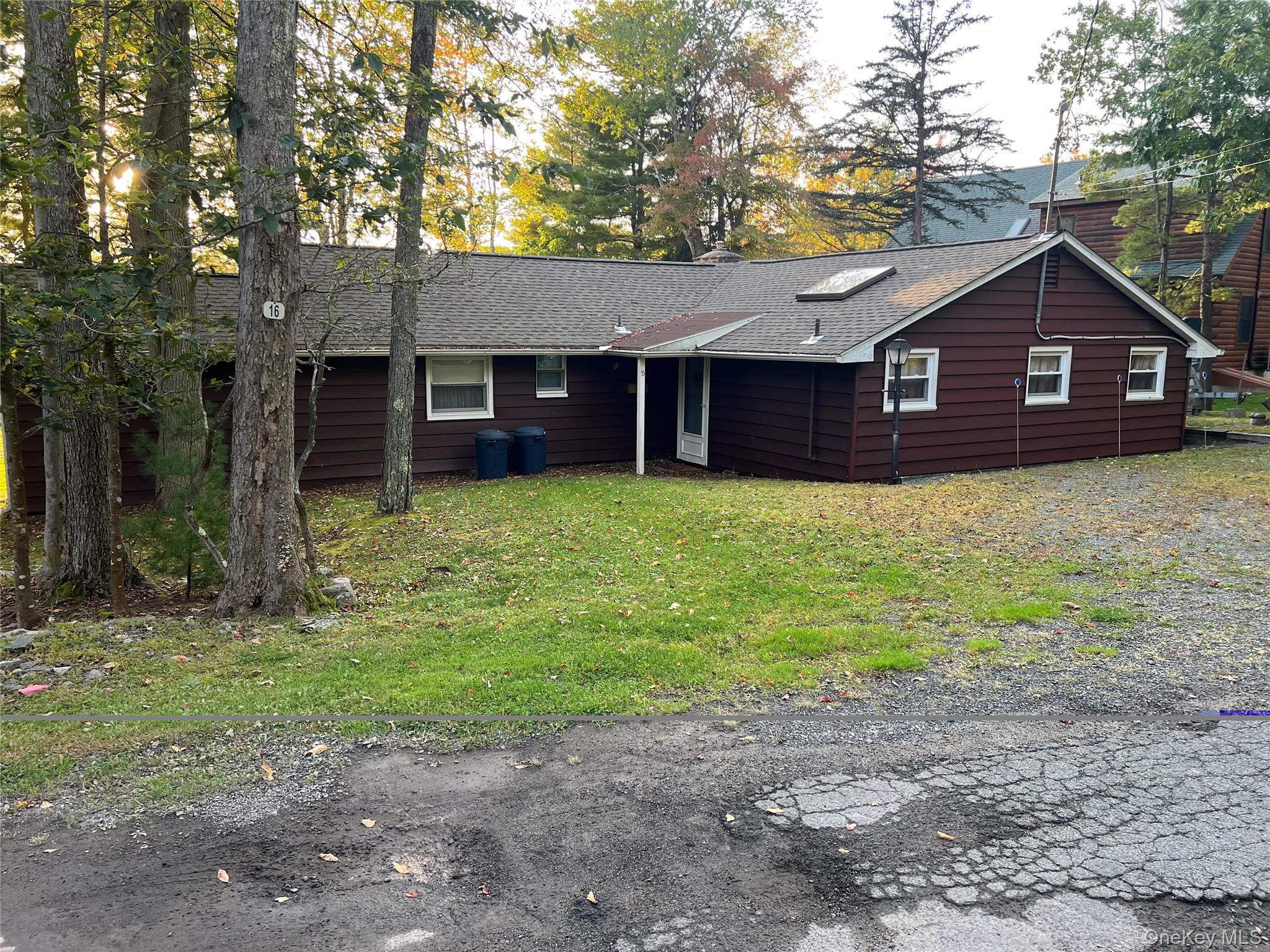 16 Gold Point Road – For Sale