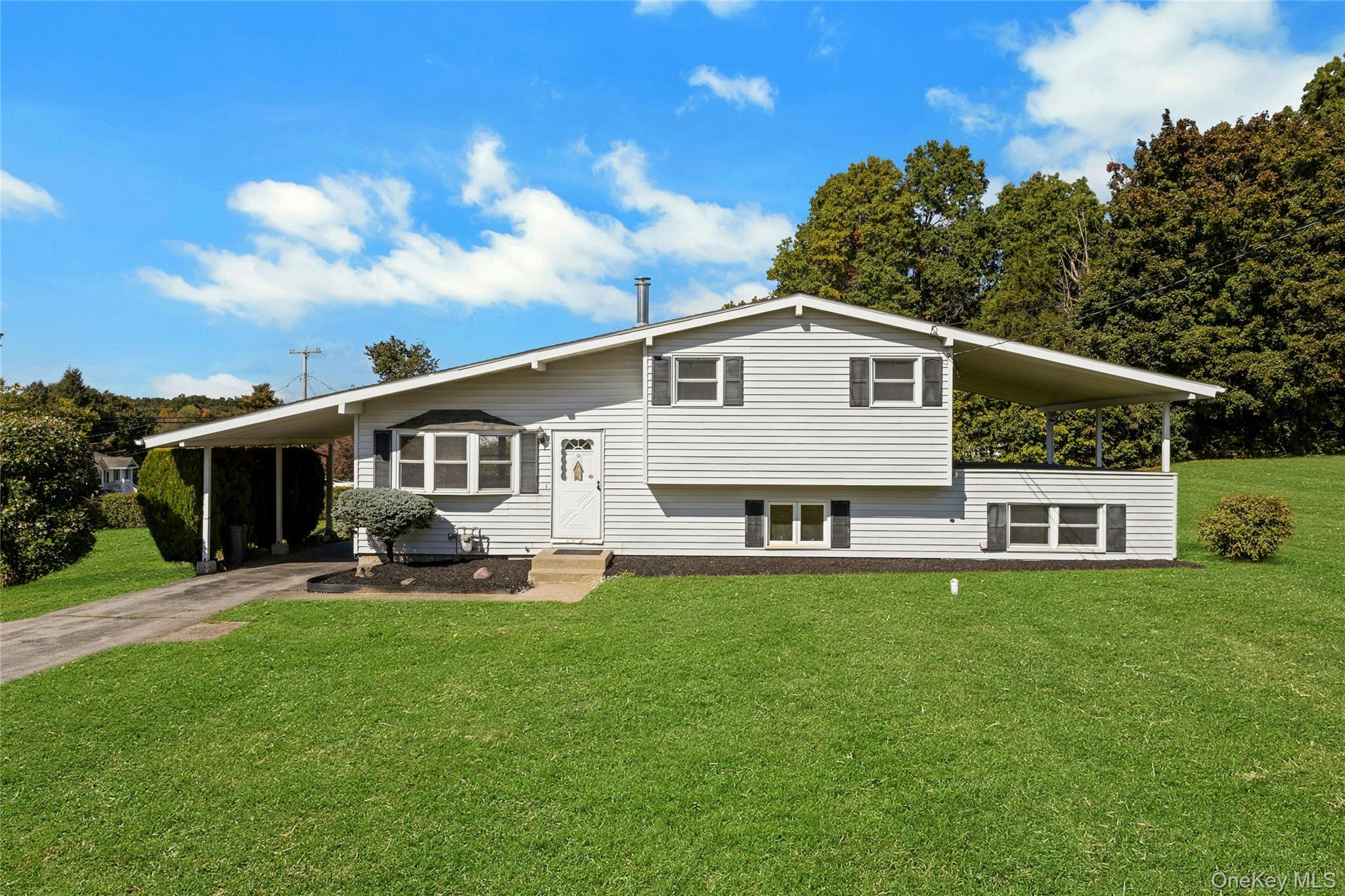 1 Barbara Lane – For Sale
