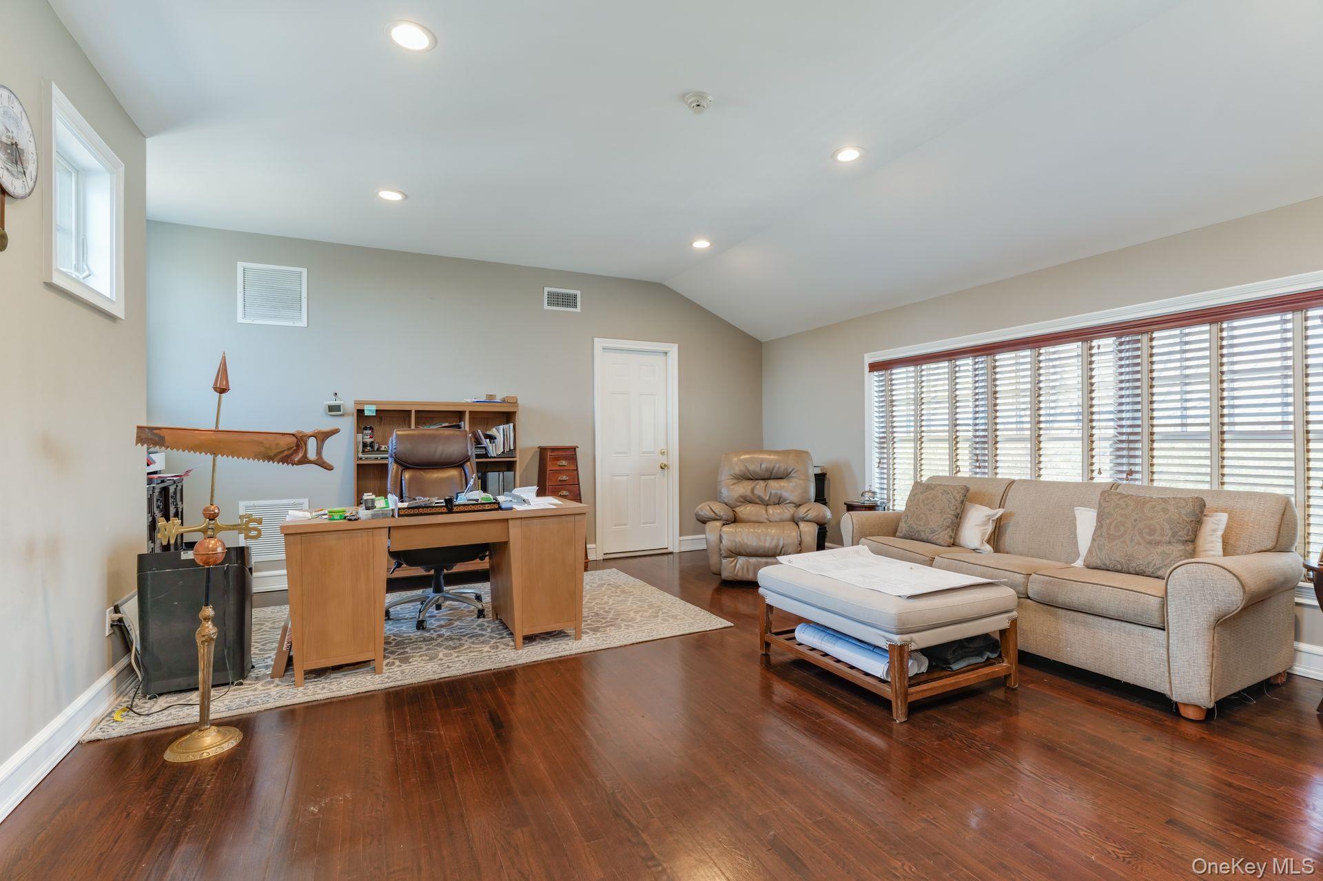 45 Blue Point Avenue – For Sale photo 24