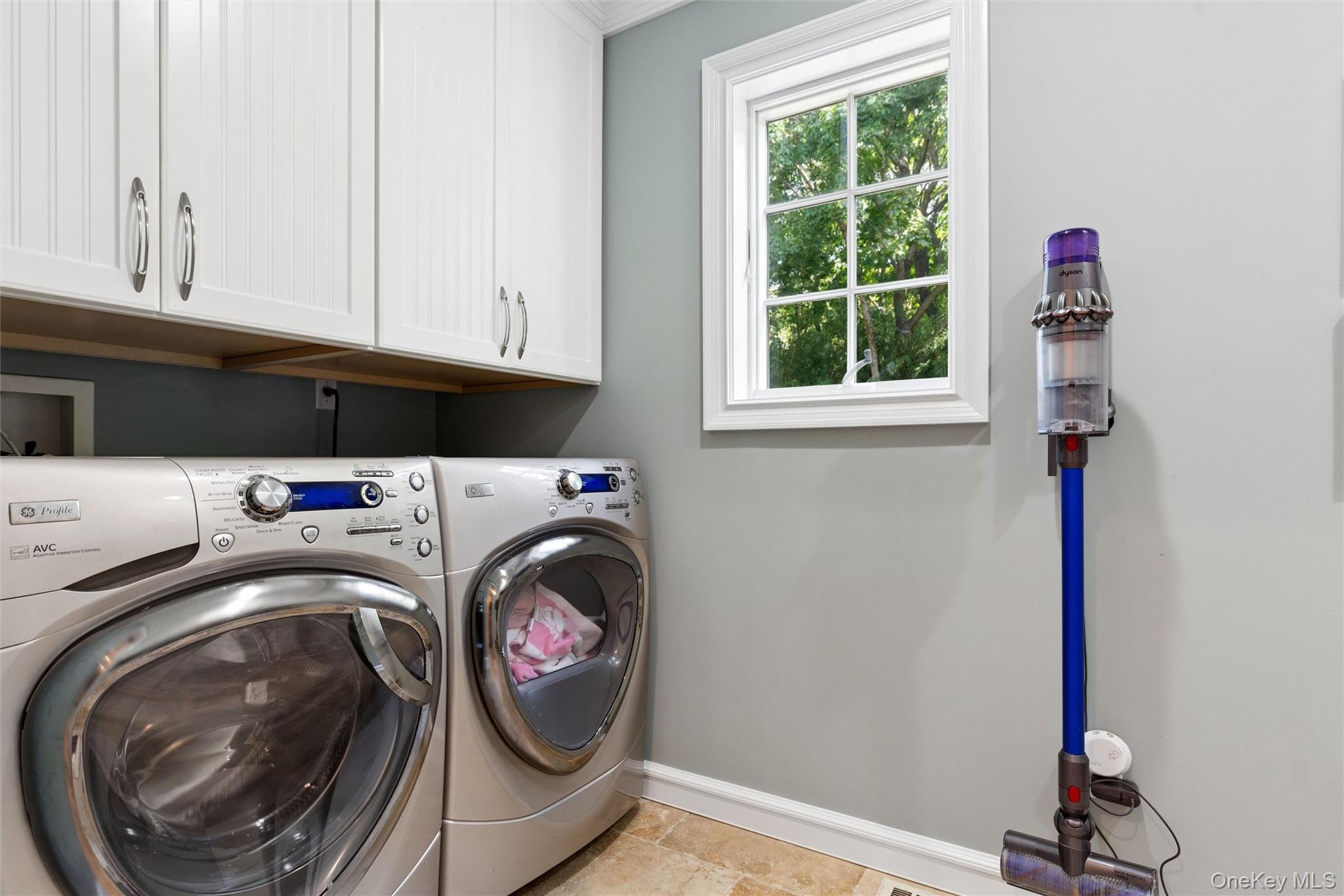 45 Blue Point Avenue – For Sale photo 19